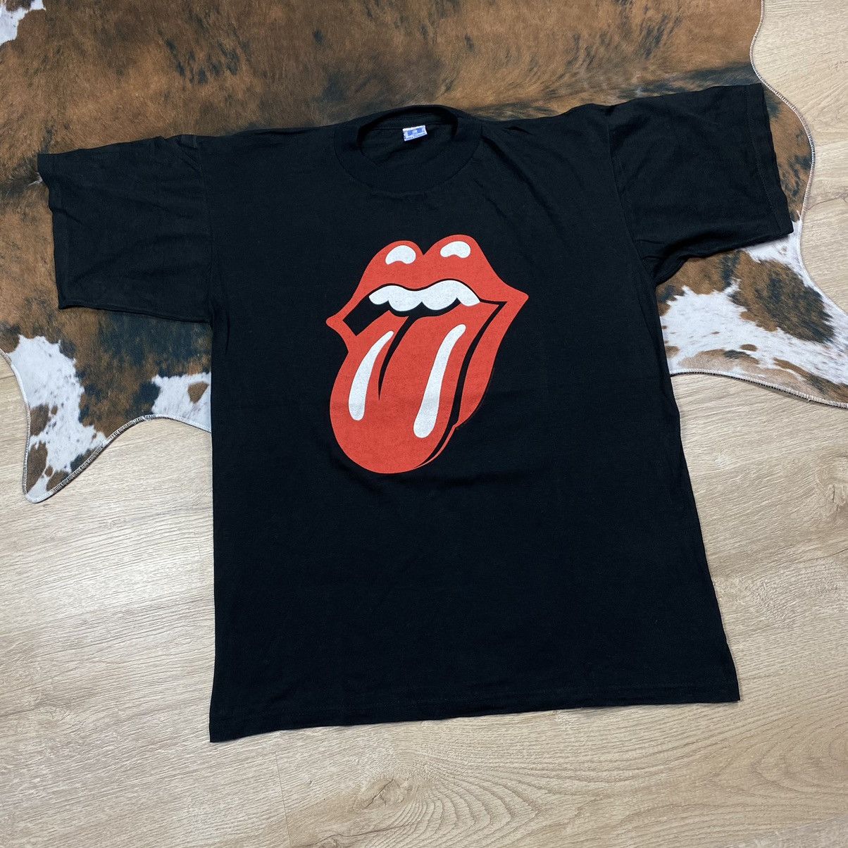 Japanese Brand × The Rolling Stones × Vintage The Rolling Stones Voodoo Lounge Tour 94/95 Vintage T Shirt Size US XL / EU 56 / 4 - 1 Thumbnail