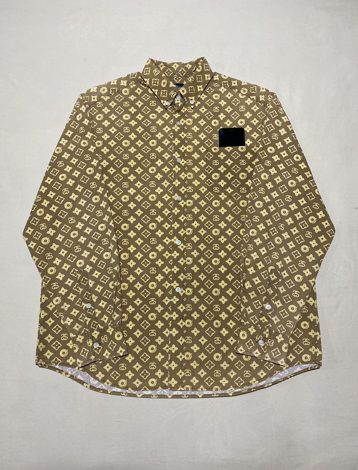 VINTAGE STUSSY MONOGRAM LV” SHIRT #ใจร้อนทักสอบถามได้ครับ