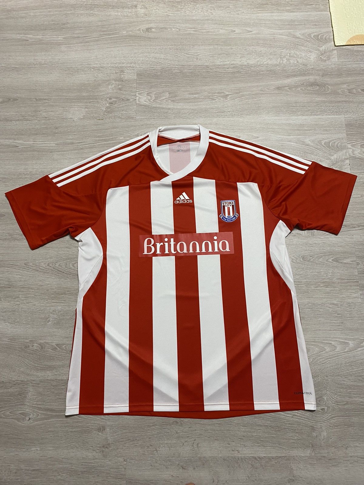 Adidas × Vintage Vintage Adidas jersey Stoke city 2011-2012 size XXL Size US XXL / EU 58 / 5 - 2 Thumbnail