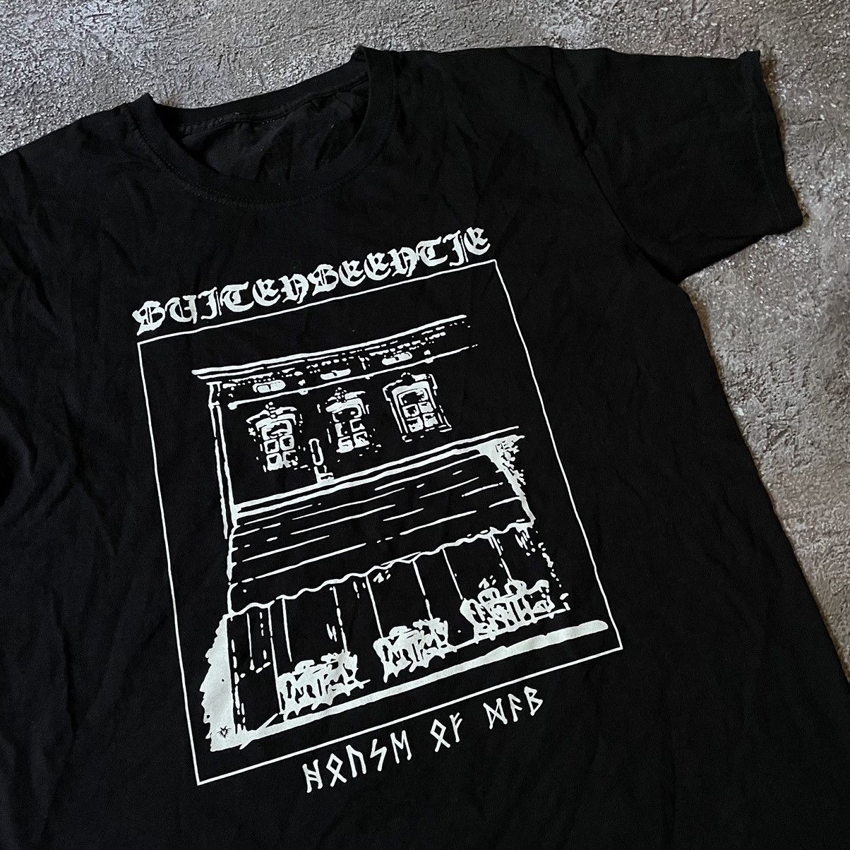 Vintage Vintage Y2K Thrashed Graphic Tee Punk Underground Black M Size US M / EU 48-50 / 2 - 2 Thumbnail