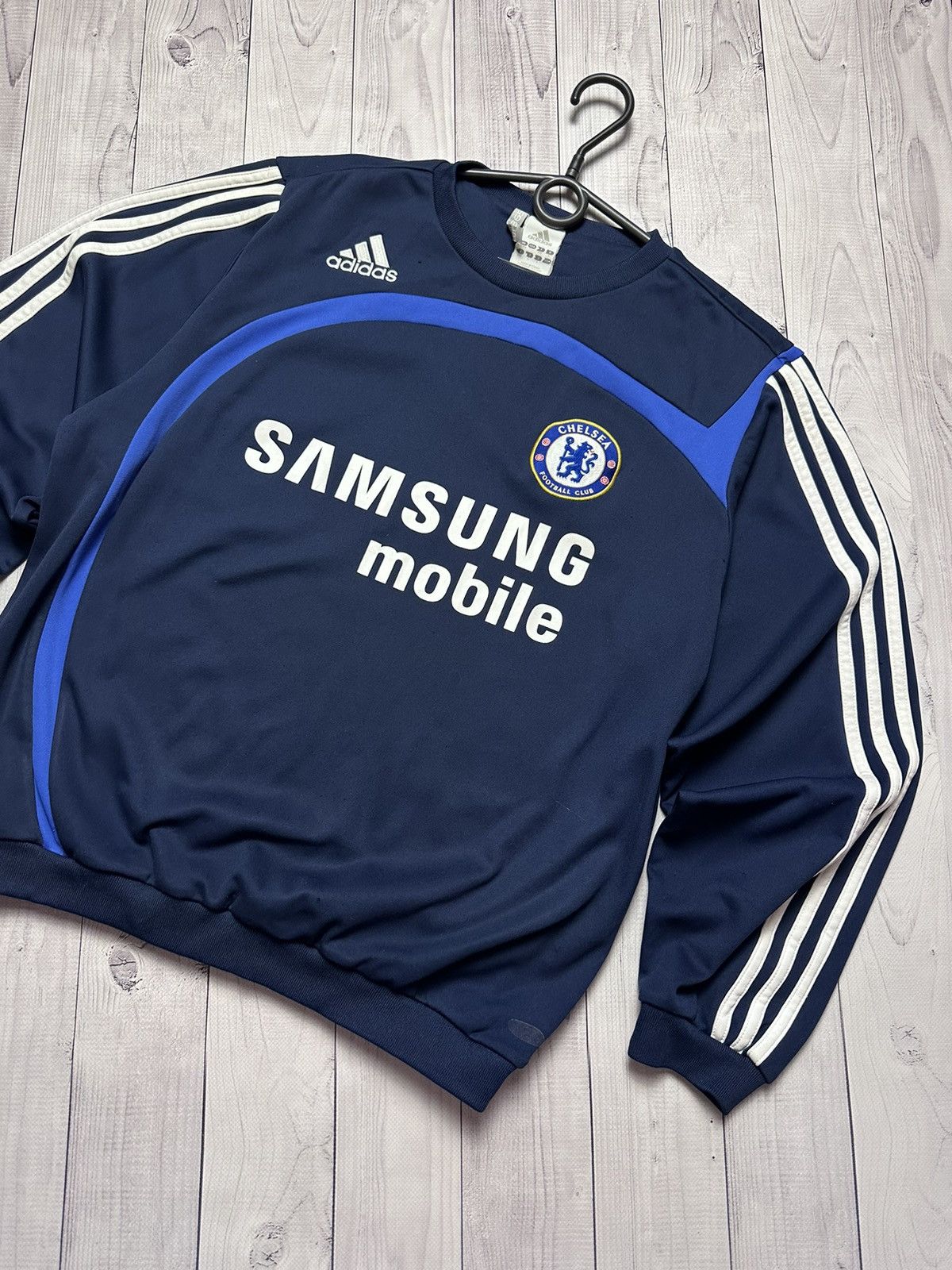 Chelsea soccer sweatshirt clearance