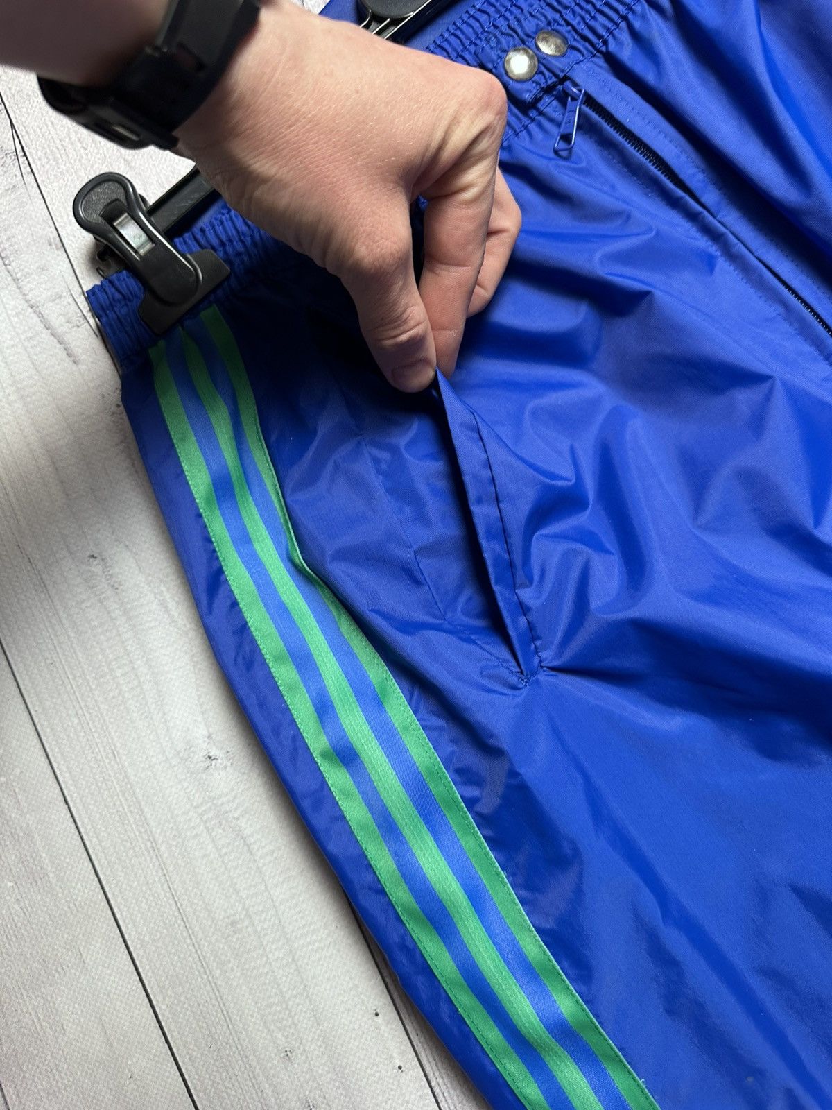 Vintage Vintage adidas originals track suit green size M Size US M / EU 48-50 / 2 - 9 Thumbnail