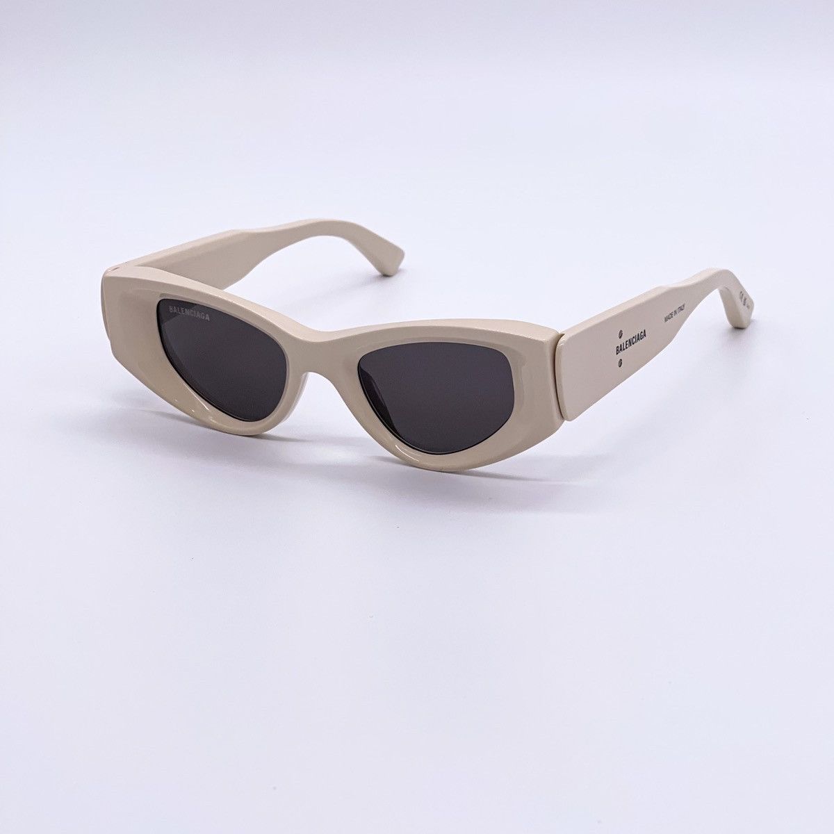 NEW BALENCIAGA SUNGLASSES BB0243S 002 CAT EYE WOMEN EYEWEAR Balenciaga NEW BALENCIAGA BB0243S 002 CAT EYE WOMEN  main image 4