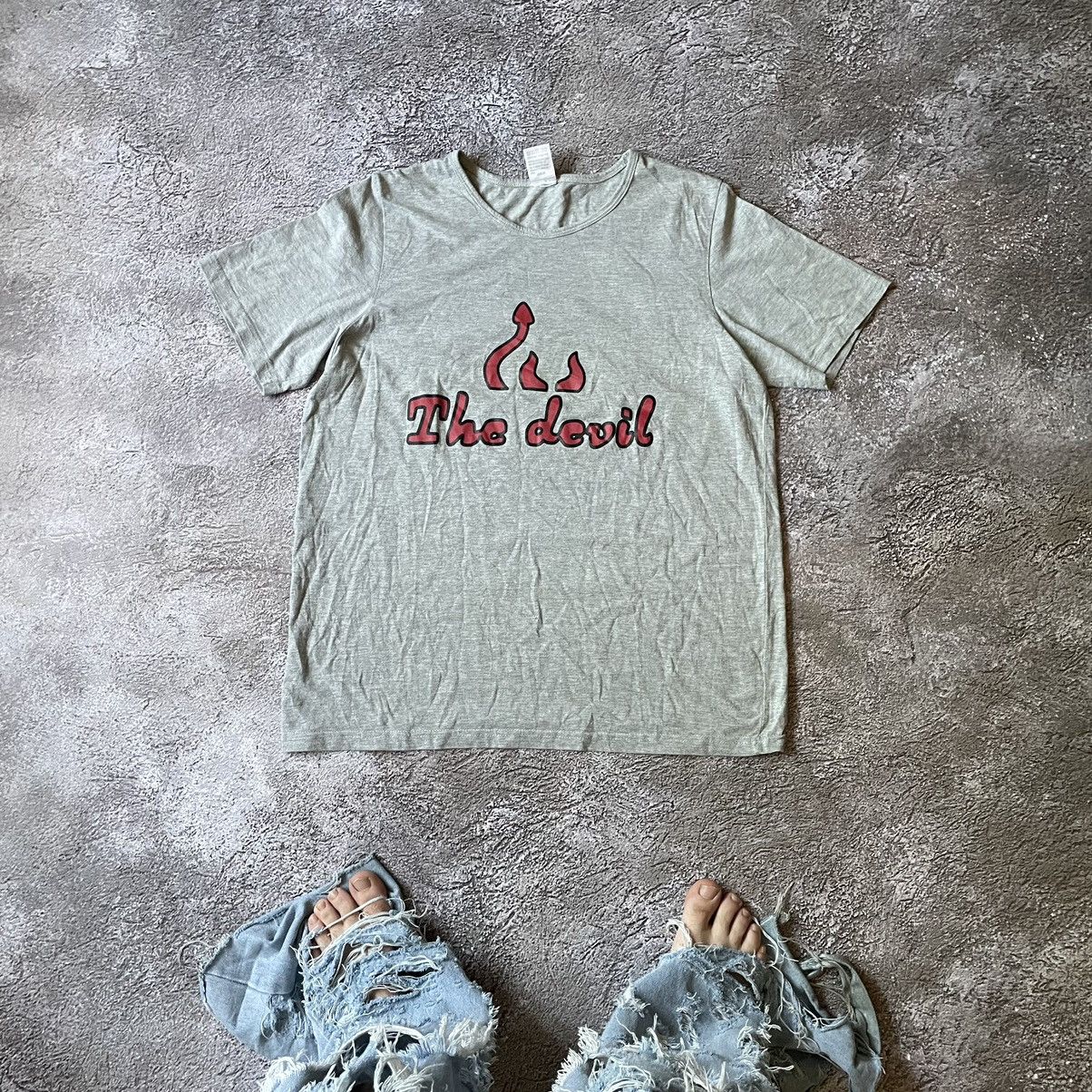 Vintage Vintage Y2K Sun Faded Graphic Tee Devil Logo Streetwear L Size US L / EU 52-54 / 3 - 1 Thumbnail
