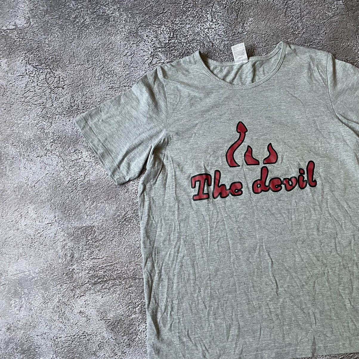 Vintage Vintage Y2K Sun Faded Graphic Tee Devil Logo Streetwear L Size US L / EU 52-54 / 3 - 4 Thumbnail