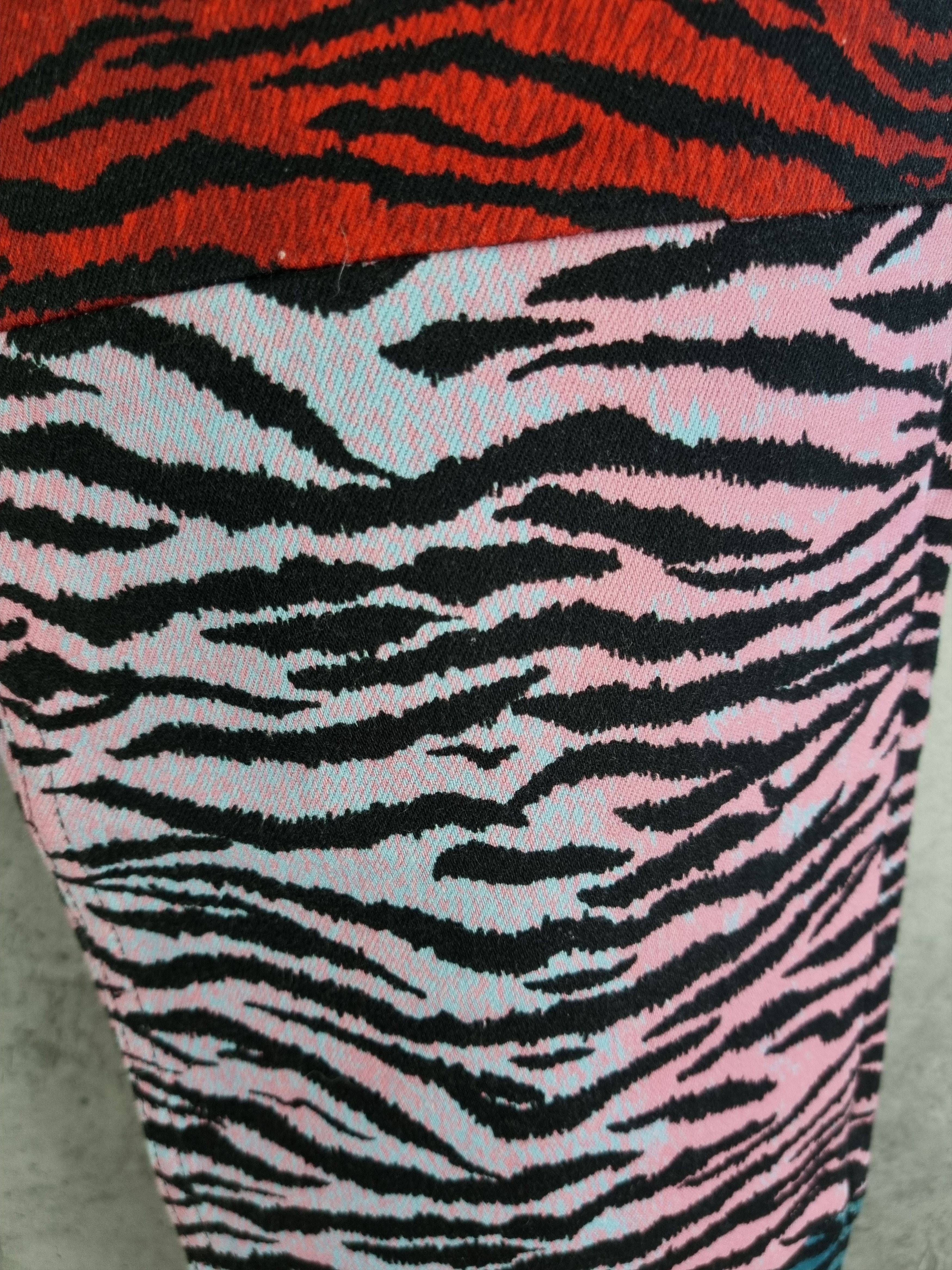 Japanese Brand × Kenzo Kenzo Jungle Paris Burgundy Chino Slim Pants Size US 31 - 9 Thumbnail