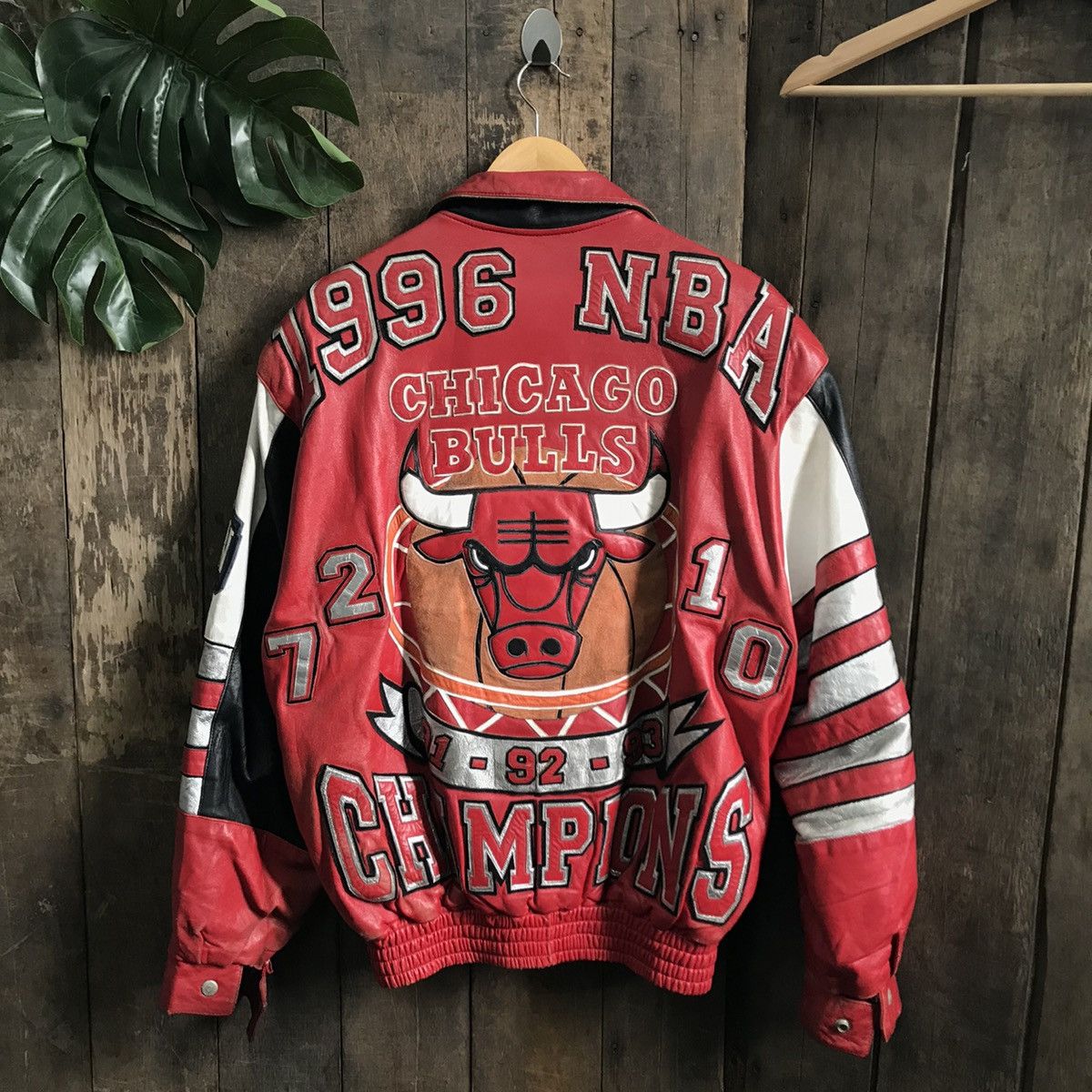 Chicago Bulls × Jeff Hamilton × Vintage JEFF HAMILTON Chicago Bulls × Jeff Hamilton × Vintage JEFF HAMILTON