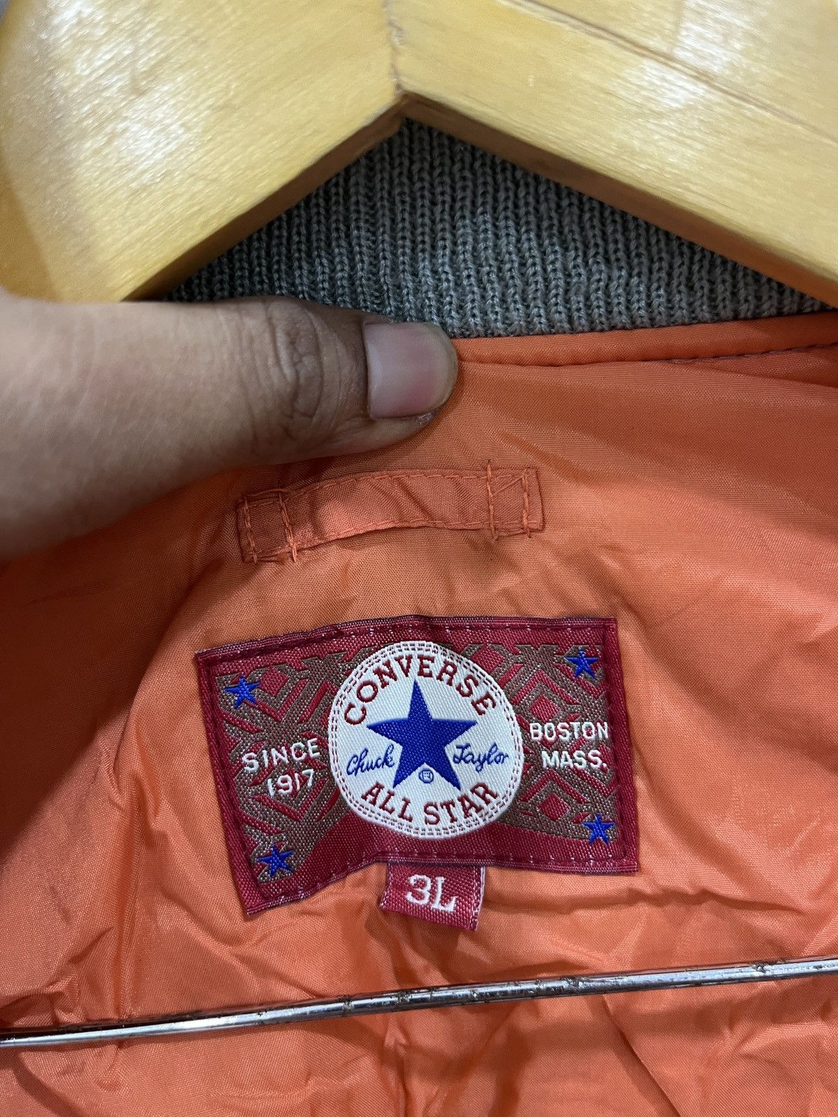 Converse (Hhh). VINTAGE CONVERSE HYPEBEAST BOMBER JACKET Size US XL / EU 56 / 4 - 9 Thumbnail