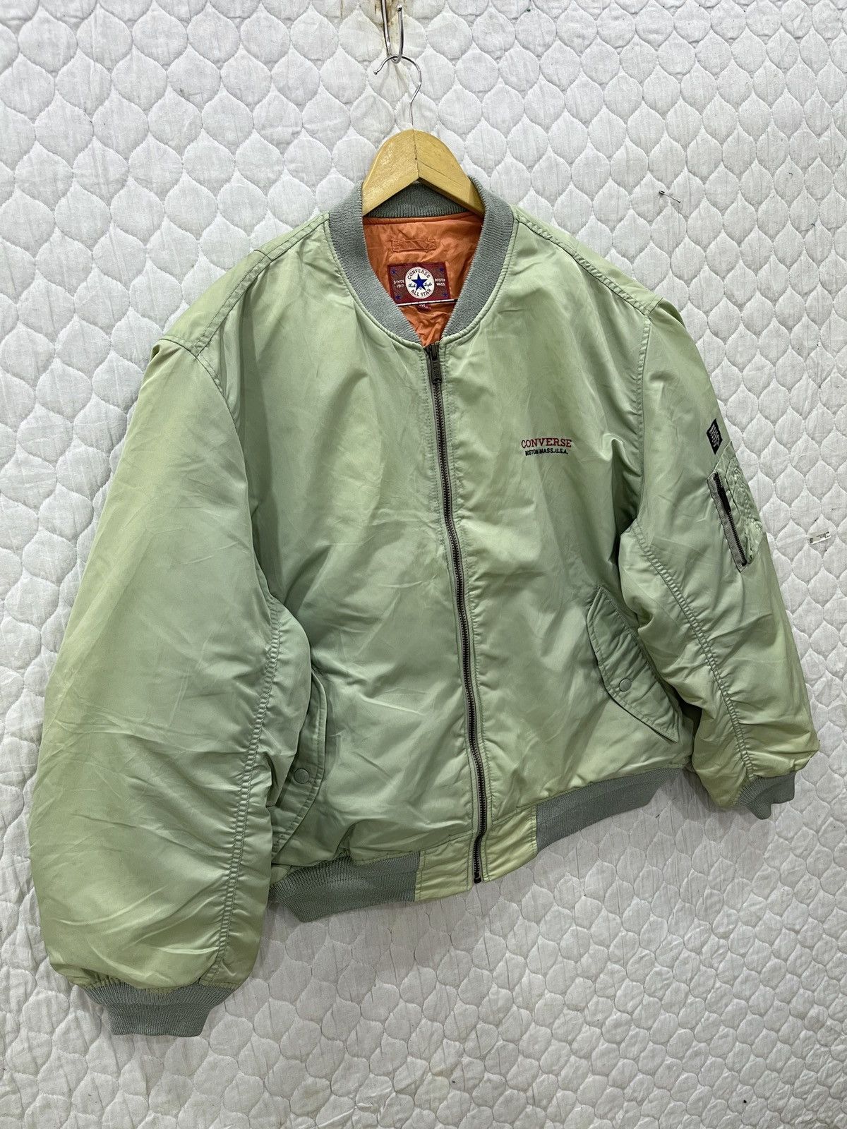 Converse (Hhh). VINTAGE CONVERSE HYPEBEAST BOMBER JACKET Size US XL / EU 56 / 4 - 3 Thumbnail