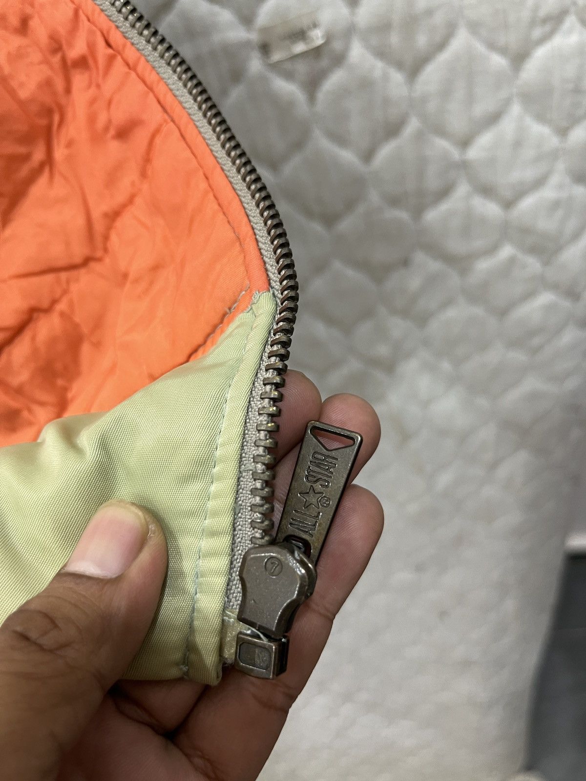 Converse (Hhh). VINTAGE CONVERSE HYPEBEAST BOMBER JACKET Size US XL / EU 56 / 4 - 12 Thumbnail
