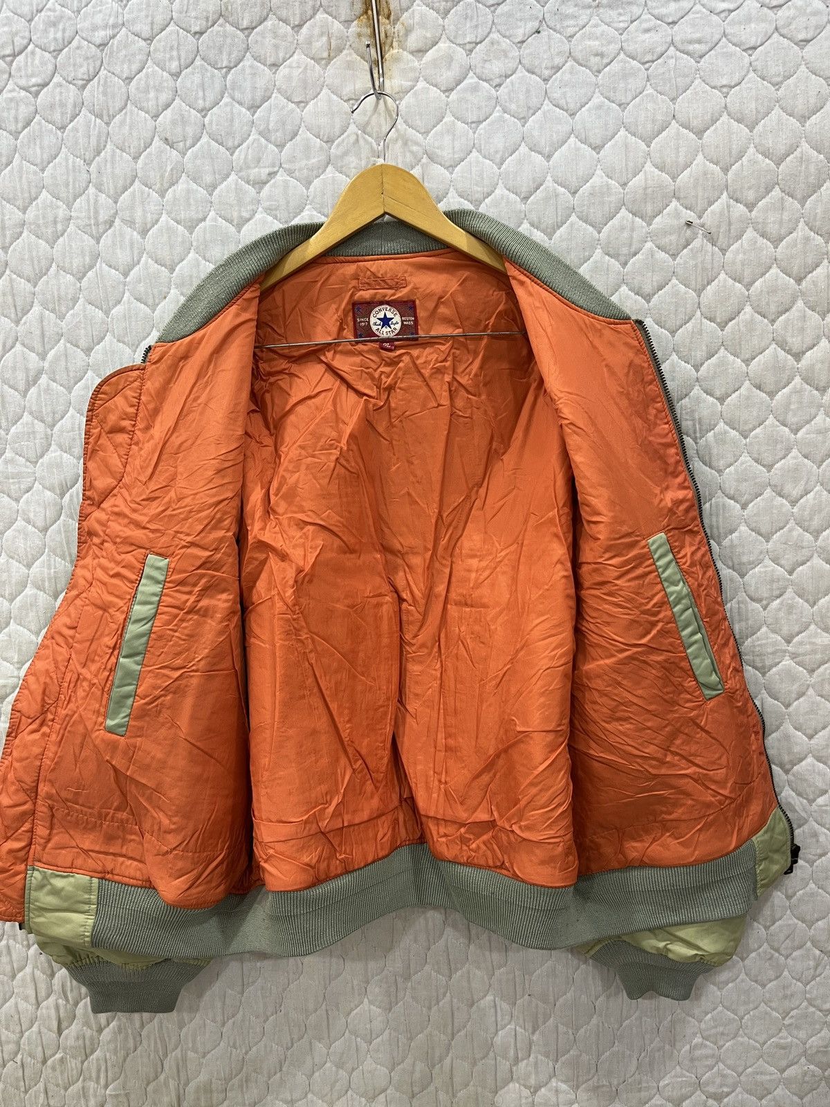 Converse (Hhh). VINTAGE CONVERSE HYPEBEAST BOMBER JACKET Size US XL / EU 56 / 4 - 8 Thumbnail