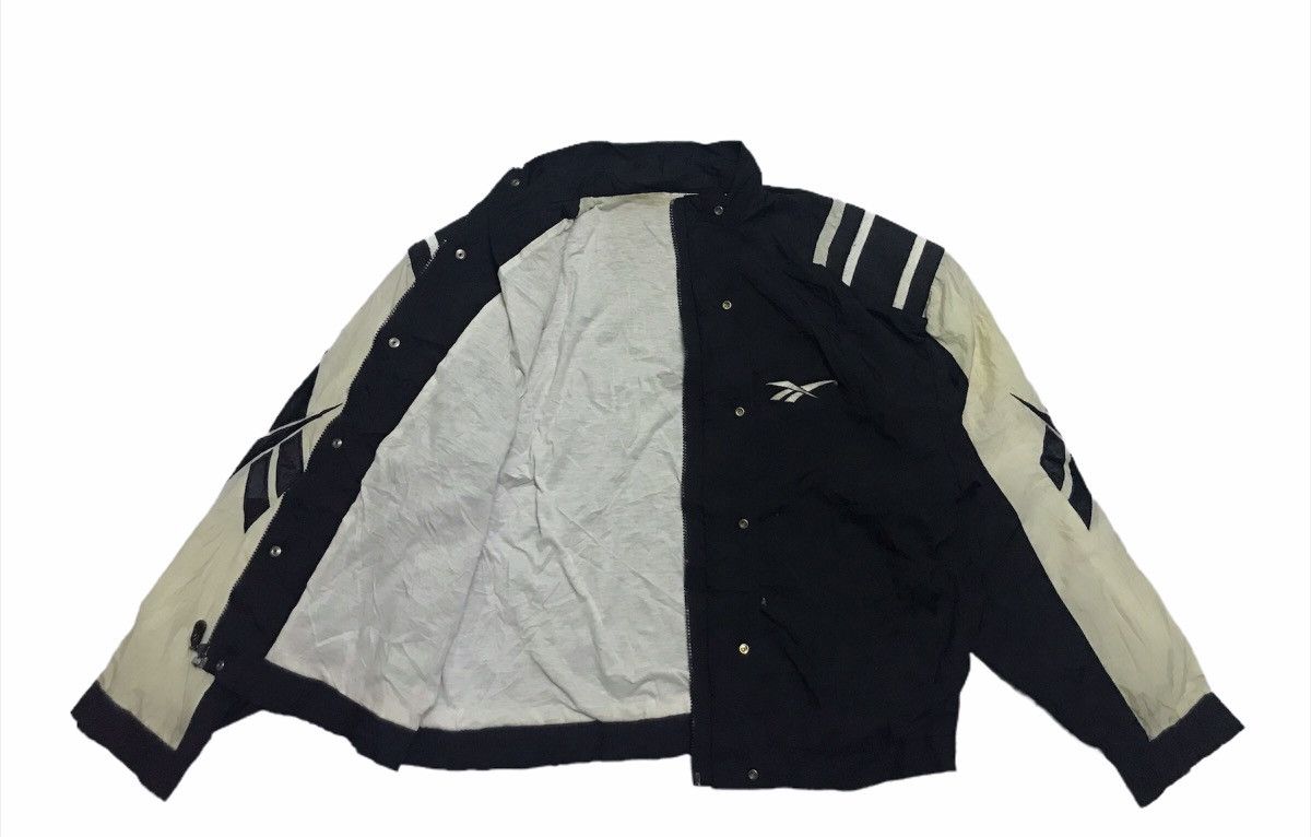 Reebok Vintage Reebok outdoor jacket Size US L / EU 52-54 / 3 - 3 Thumbnail