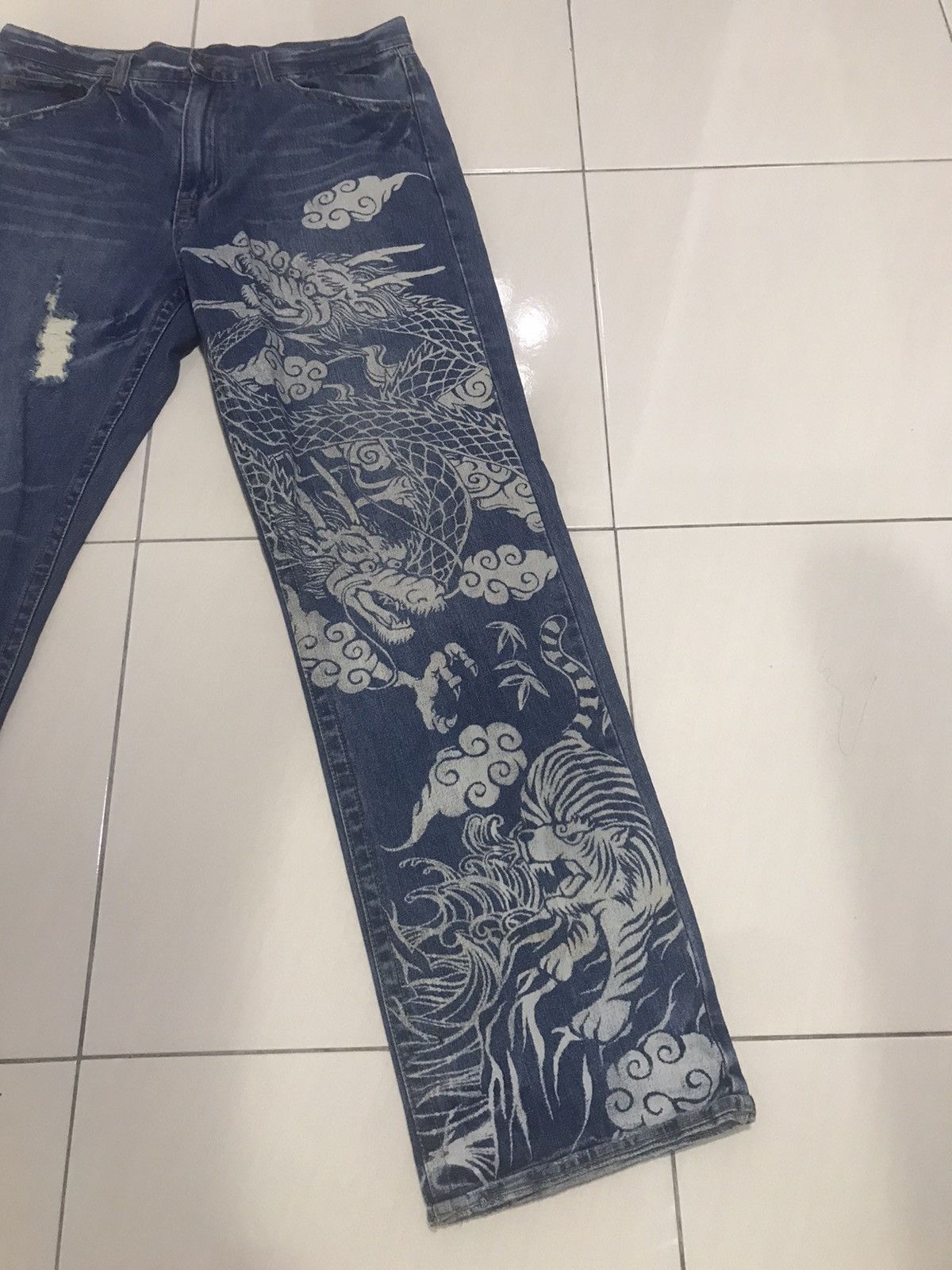 Japanese Brand Sukajan Dragon Denim Jeans Size 34 Waist Size US 34 / EU 50 - 3 Thumbnail