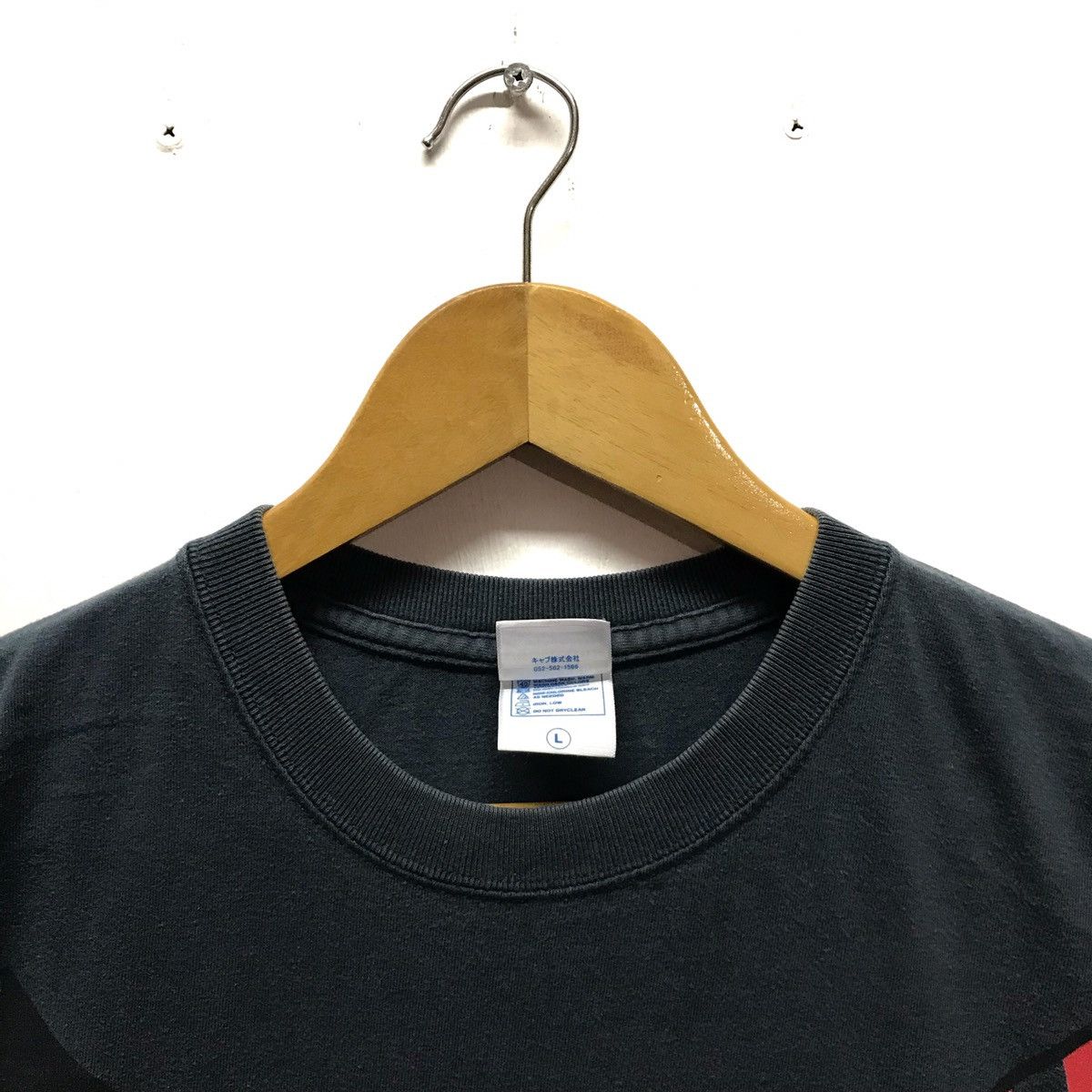Japanese Brand × Vintage Vintage Shirt CrewNeck Biglogo Art Eyes Size US M / EU 48-50 / 2 - 7 Thumbnail