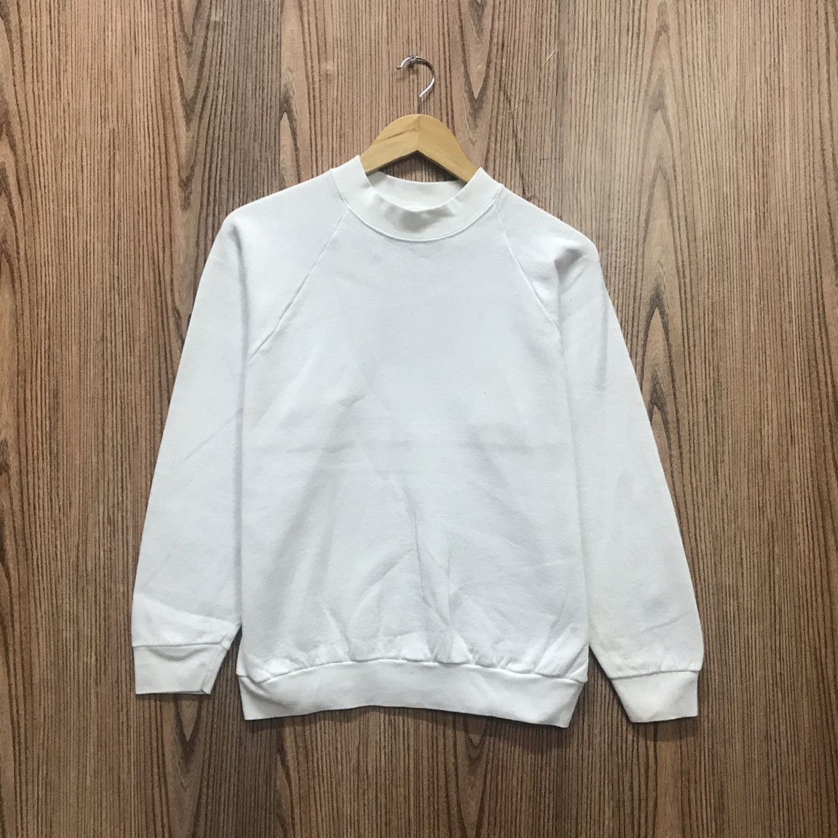Fruit Of The Loom × Vintage Vintage Plain White Colour Sweatshirt CrewNeck Size US S / EU 44-46 / 1 - 1 Thumbnail