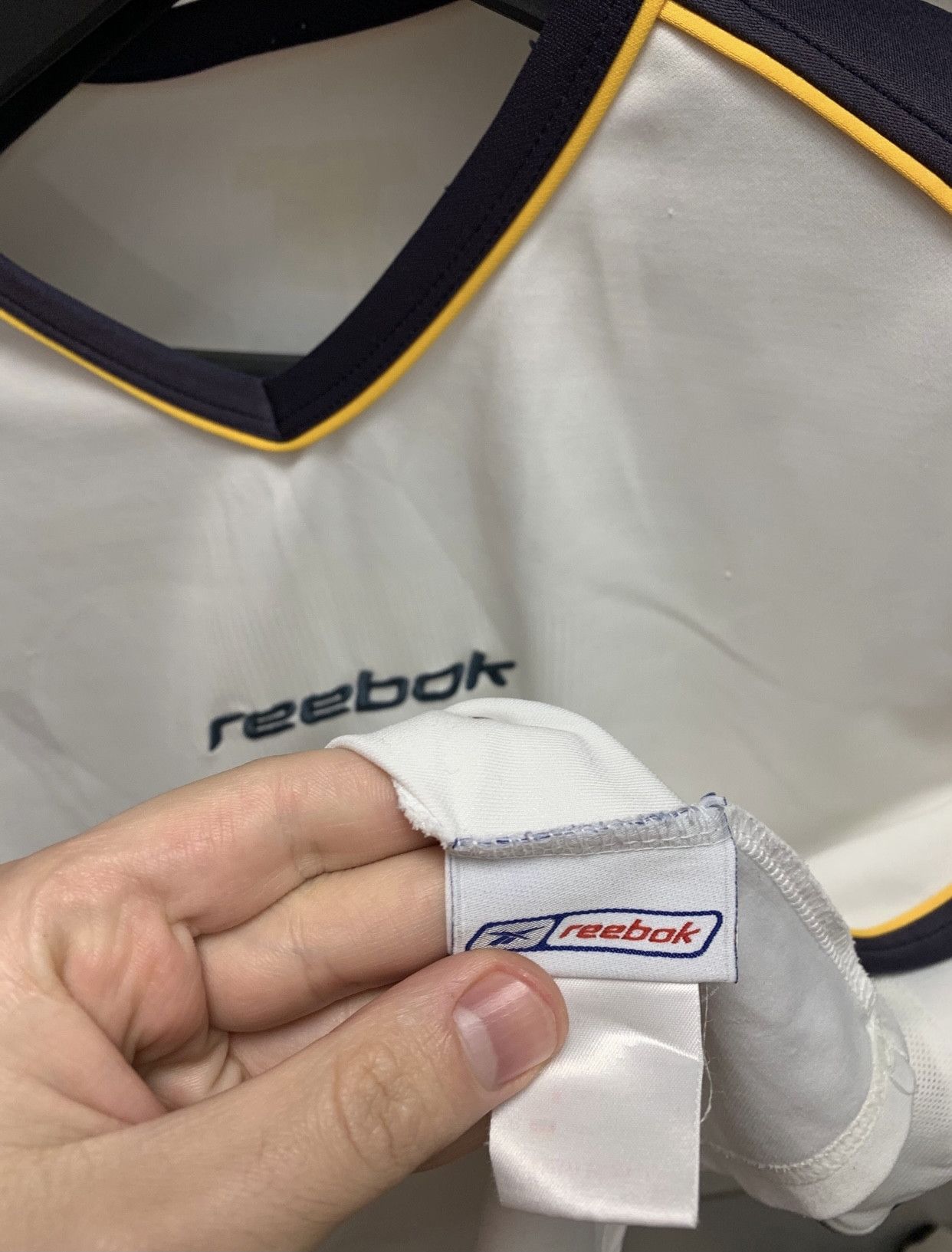 Reebok Liverpool Reebok vintage soccer jersey 2000-01 xl white Size US XL / EU 56 / 4 - 2 Thumbnail
