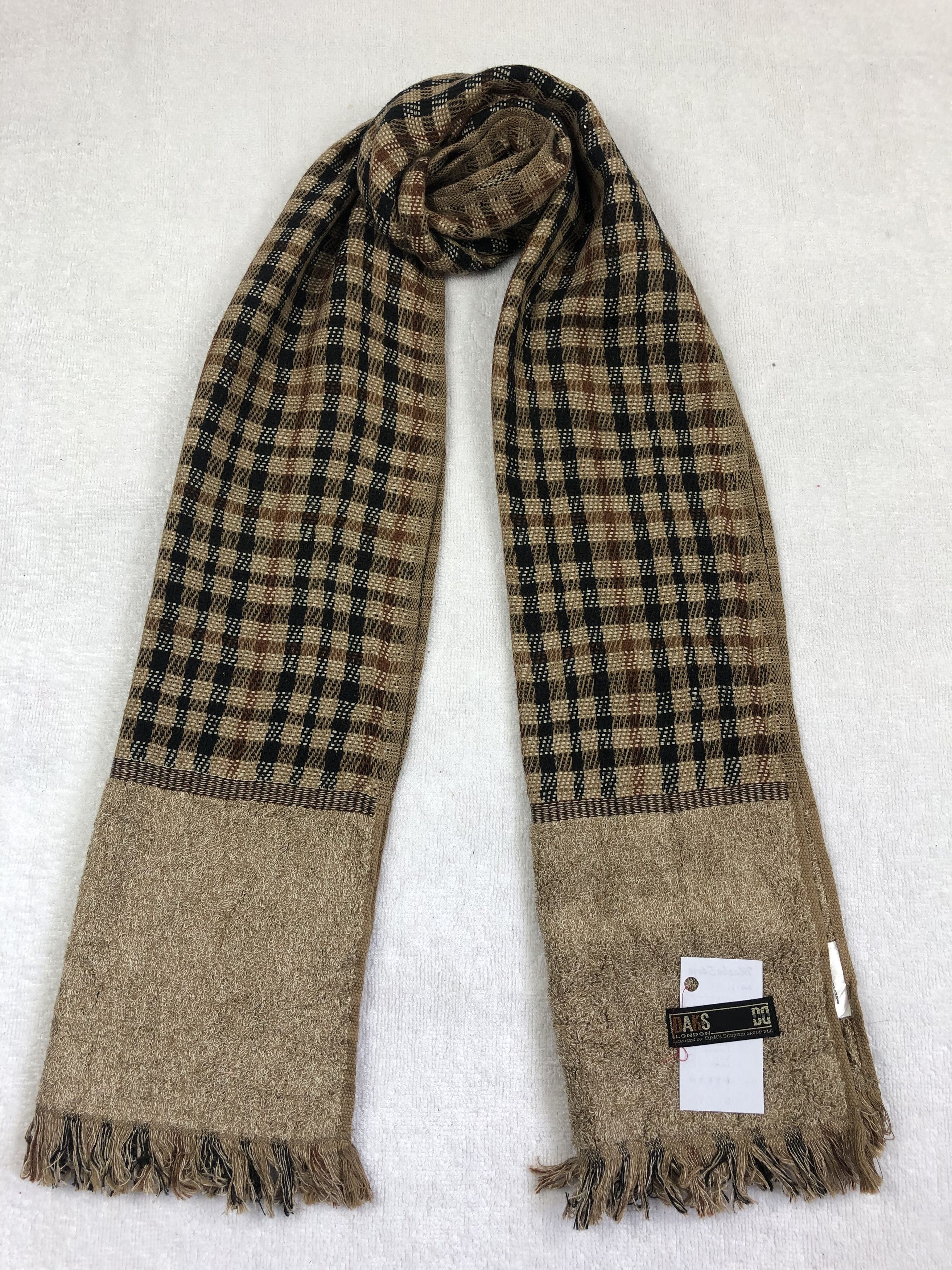 DAKS × Designer Daks London Scarf / Muffler / Neckwear Size ONE SIZE - 1 Thumbnail
