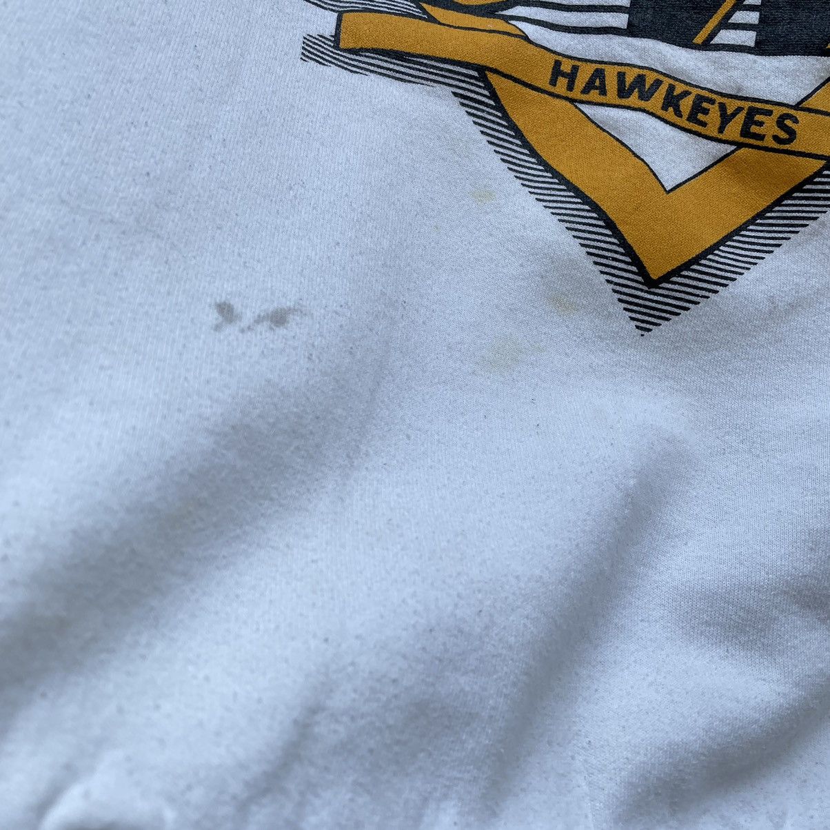 NCAA Vintage 90s University Of Iowa Hawkeyes NCAA Crewneck XL Fit Size US L / EU 52-54 / 3 - 6 Thumbnail