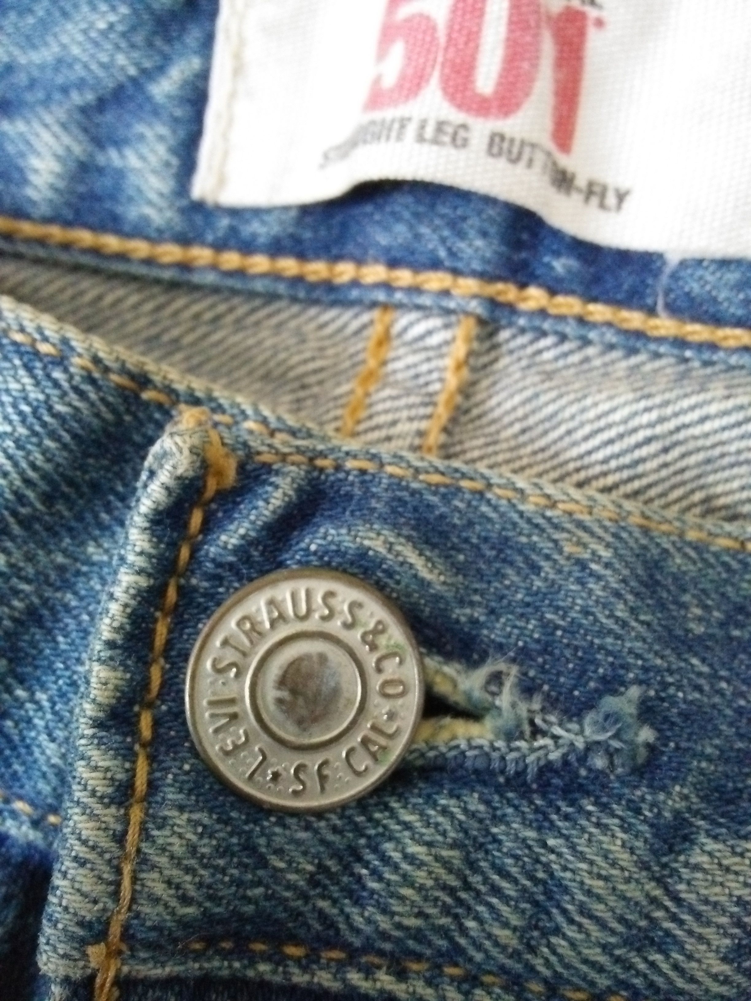 Levi's LEVIS 501 DISTRESSED DENIM (A952) Size US 35 - 7 Thumbnail