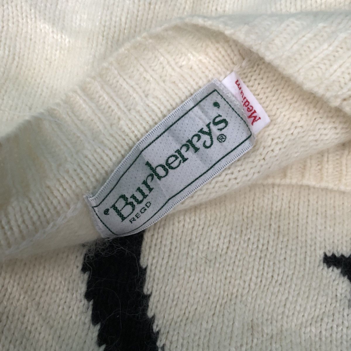 Burberry Rare Vintage Burberrys Golf Knitwear Sweater Big Logo Size US S / EU 44-46 / 1 - 3 Thumbnail