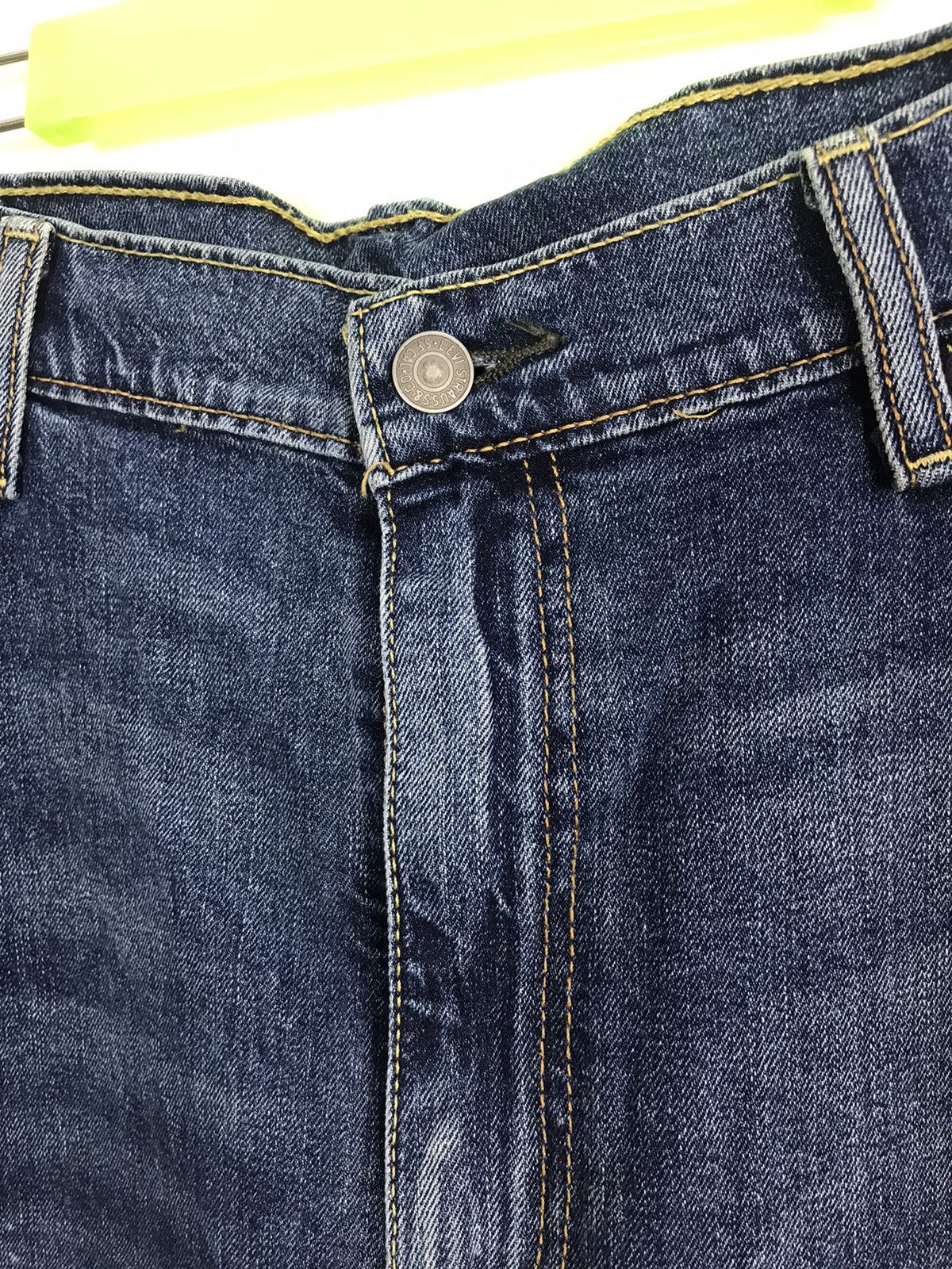 Levi's Levi’s Strauss & Co Lot 514 Regular Fits Pants Size 40 X 32 Size US 40 / EU 56 - 3 Thumbnail