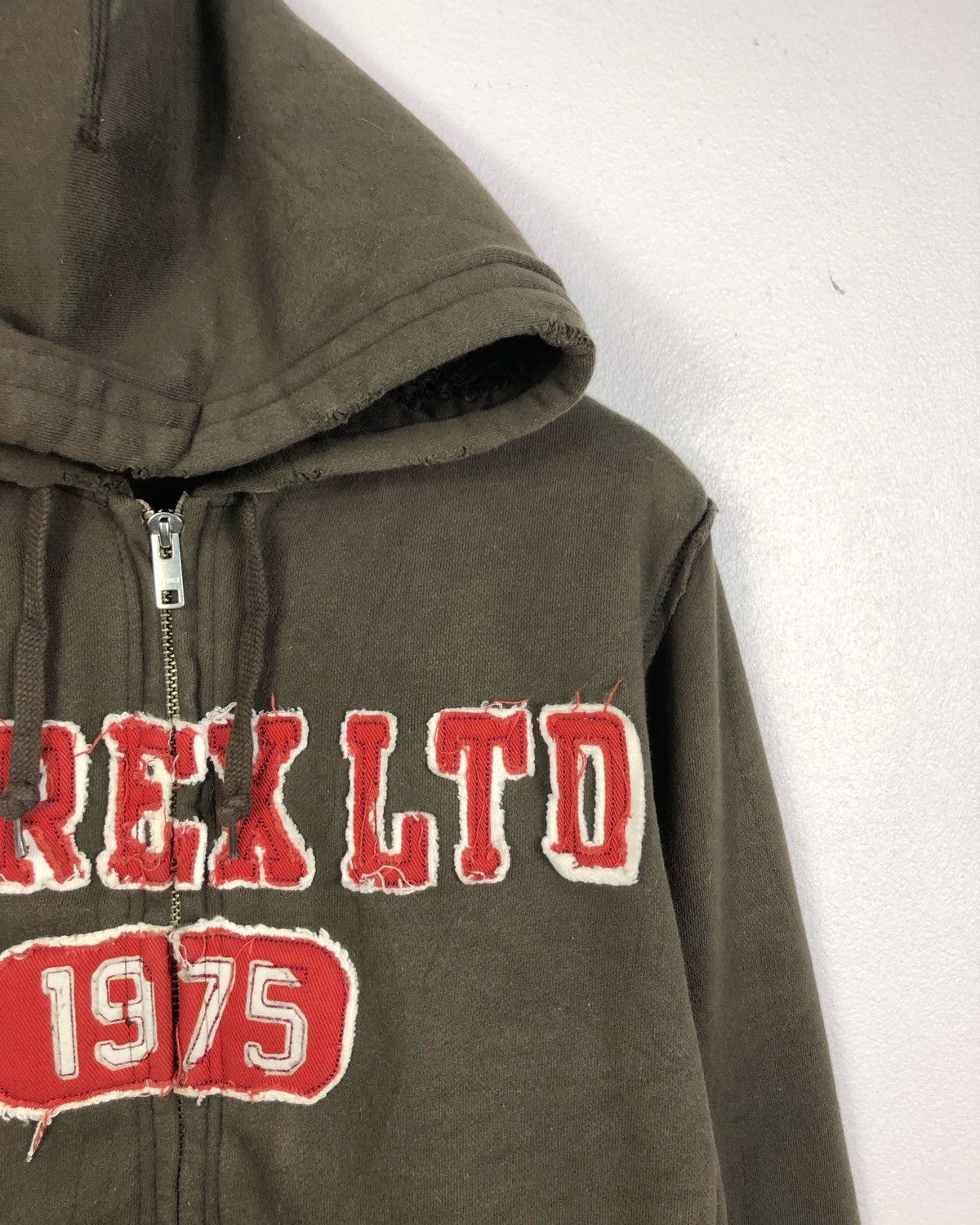 Avirex Rare Avirex Varsity Embroidered Hoodie Size US M / EU 48-50 / 2 - 3 Thumbnail