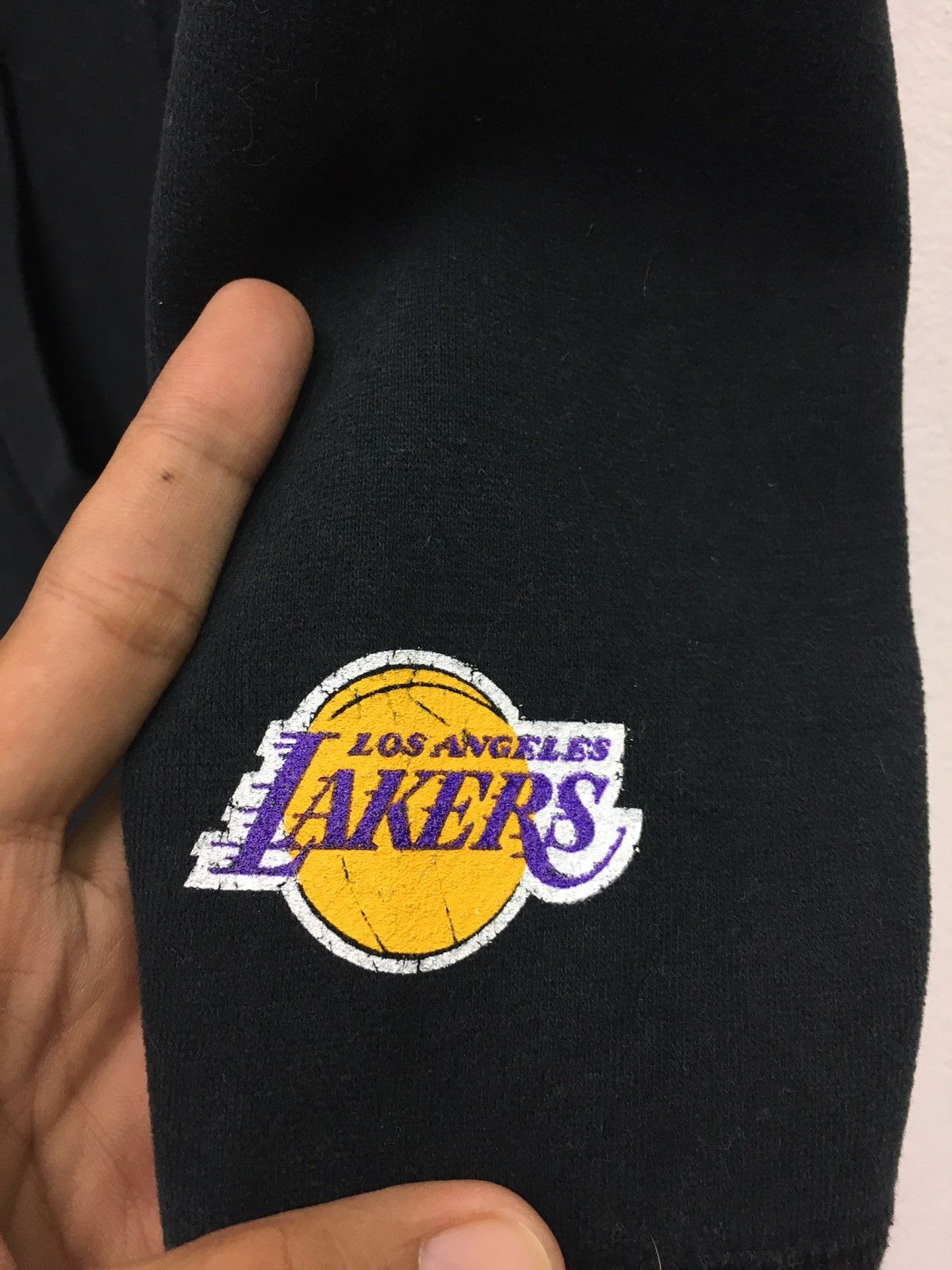 NBA × Vintage Vintage Los Angeles Lakers Basketball Sweatshirt Size US S / EU 44-46 / 1 - 5 Thumbnail