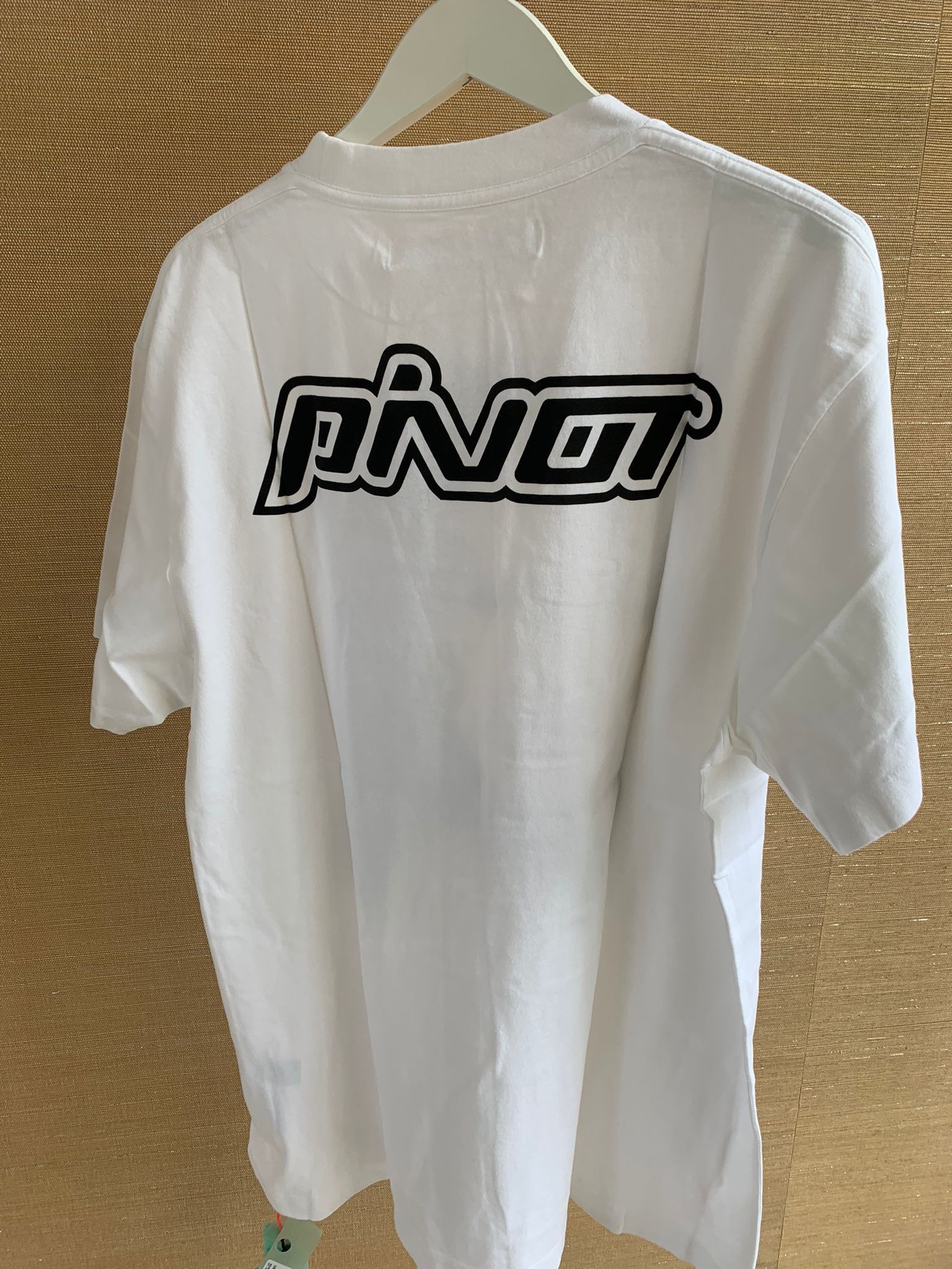 Off-White Madonna Print Tee, SS in White Size US XS / EU 42 / 0 - 13 Thumbnail