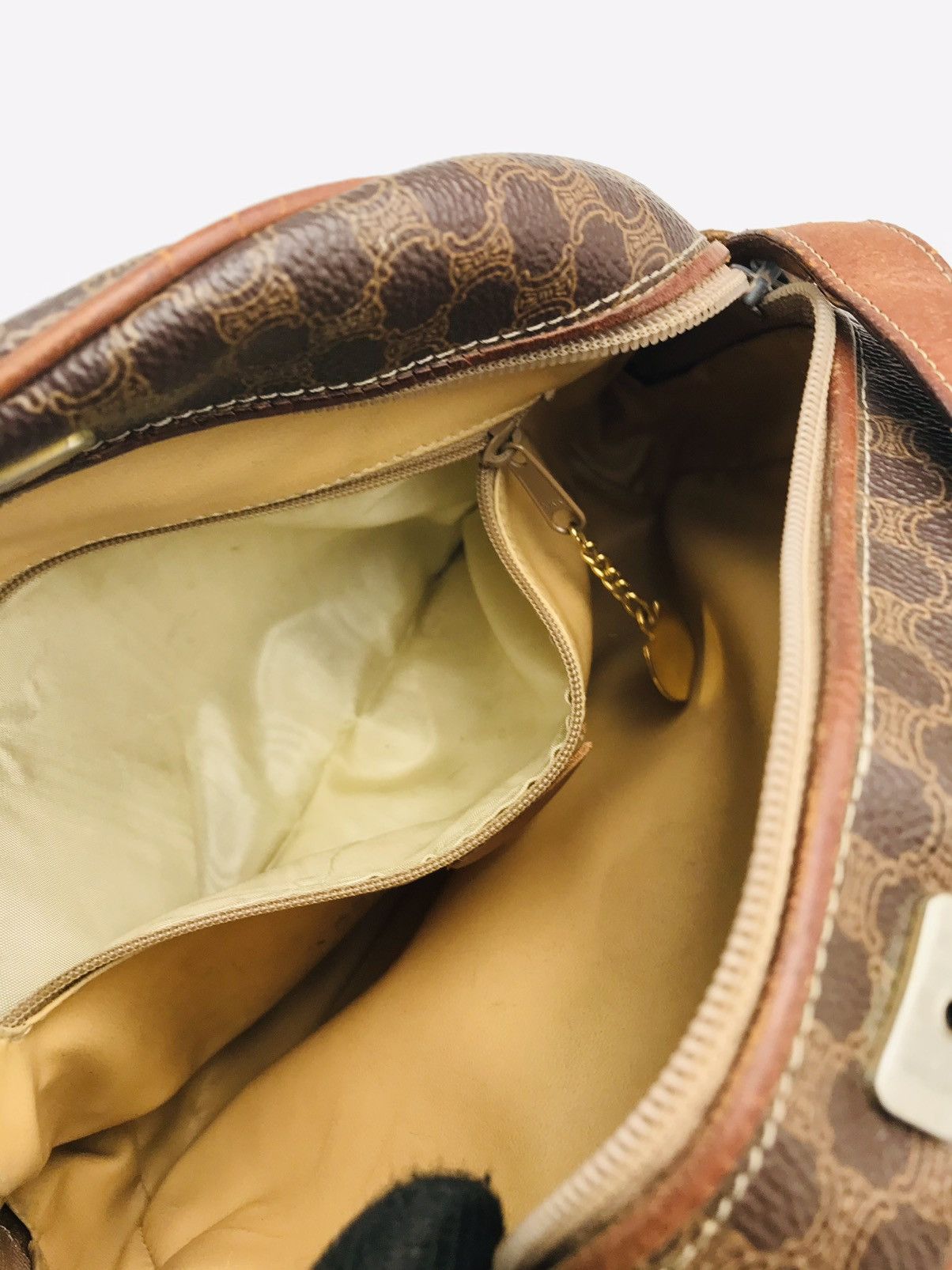 Celine Authentic vintage Celine Macadam Reporter Shoulderbag Size ONE SIZE - 17 Thumbnail