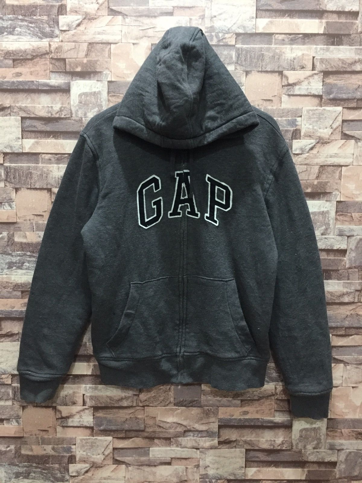 Gap Vintage Gap Hoodie Big Logo #5-46 Size US S / EU 44-46 / 1 - 1 Thumbnail