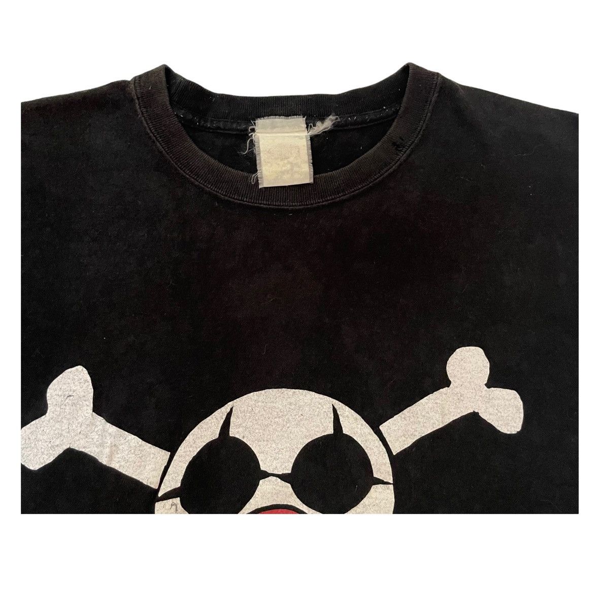 Anime × Japanese Brand × One Piece 💥 COSPA ONE PIECE BUGGY PIRATE LOGO TSHIRT Size US L / EU 52-54 / 3 - 5 Thumbnail