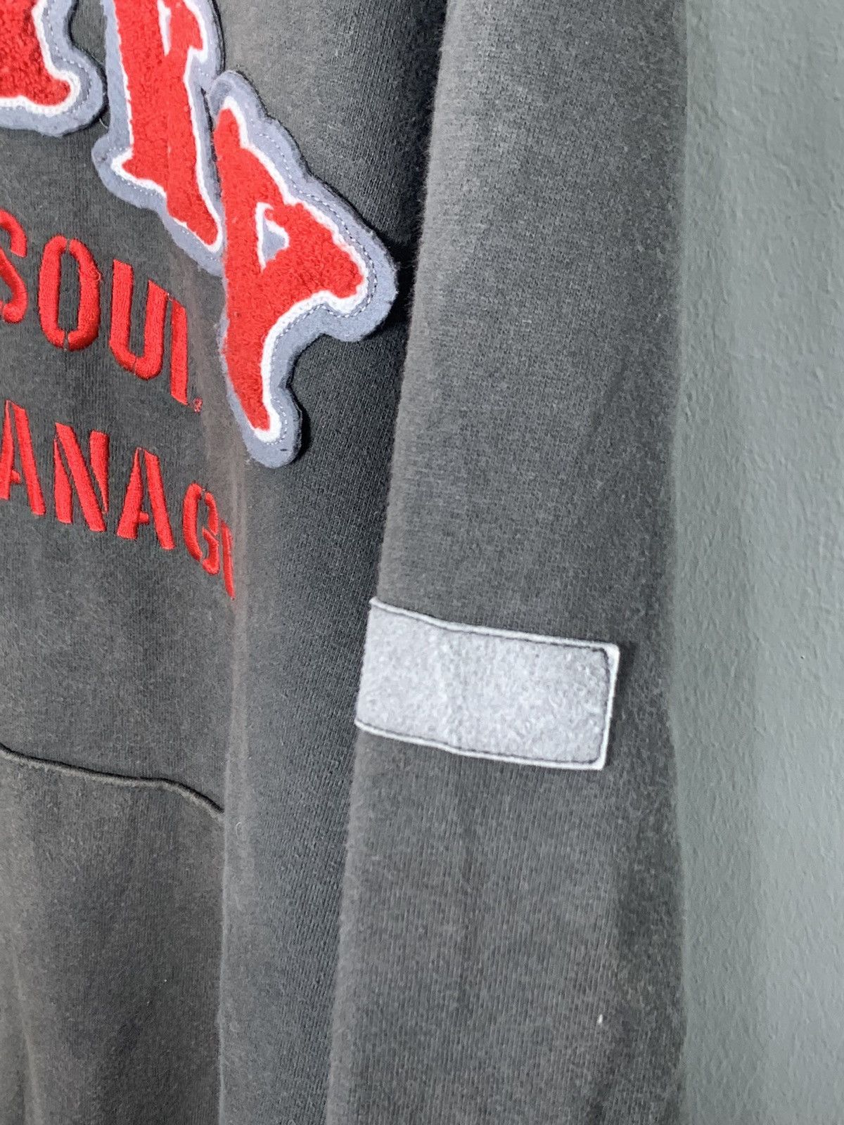 Japanese Brand Vintage Freaky Massive Embroidered Logo Zipper Hoodie Size US XL / EU 56 / 4 - 7 Thumbnail