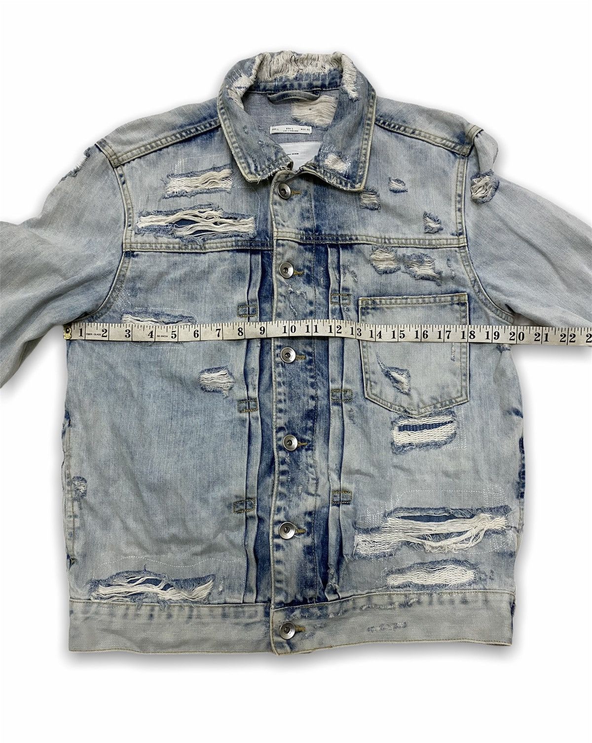 Zara Zara Distressed Denim Jacket Vintage Style RARE Design Size US L / EU 52-54 / 3 - 11 Thumbnail