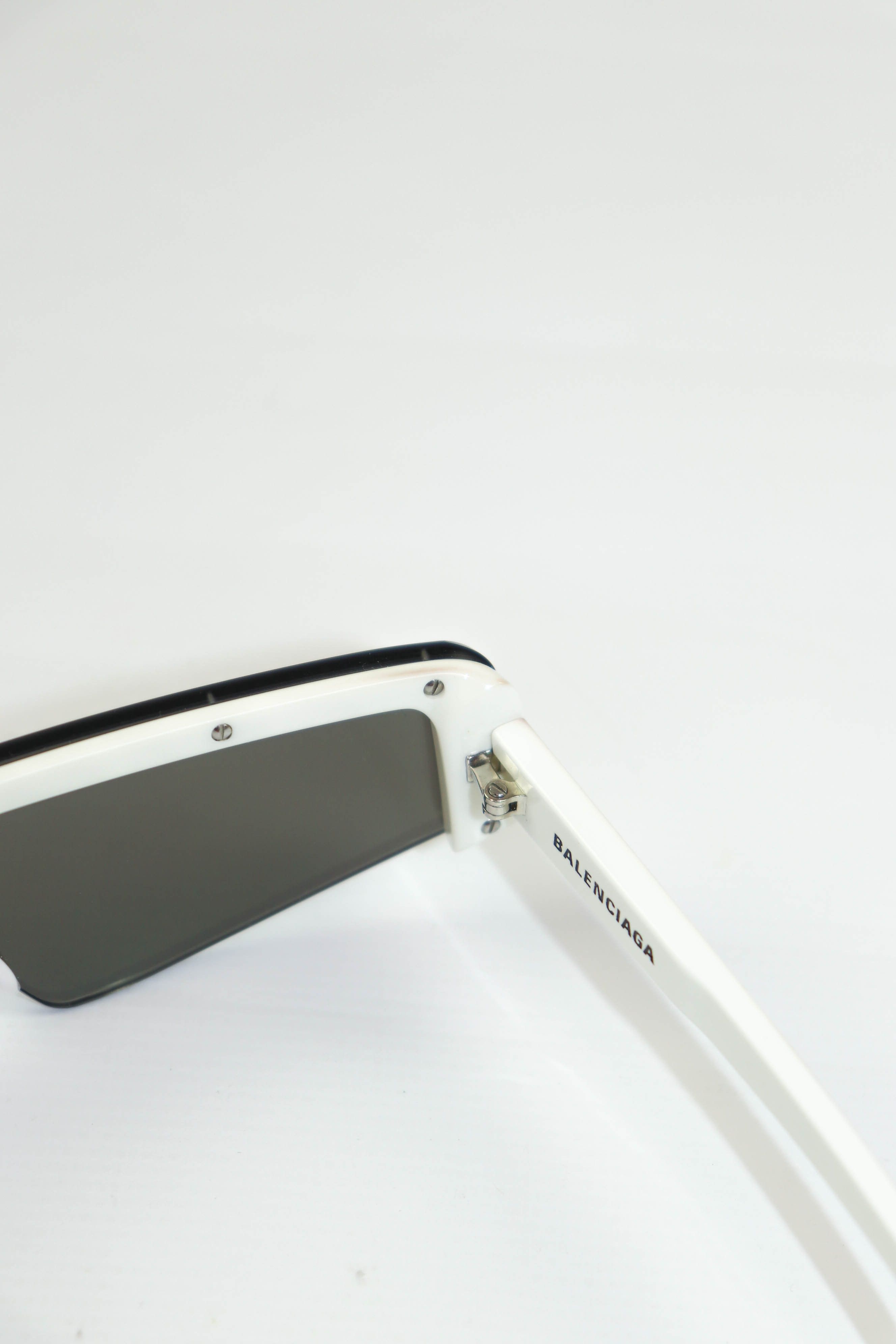 Balenciaga Balenciaga Ski Rectangle Frame Sunglasses White Plastic Size ONE SIZE - 21 Thumbnail