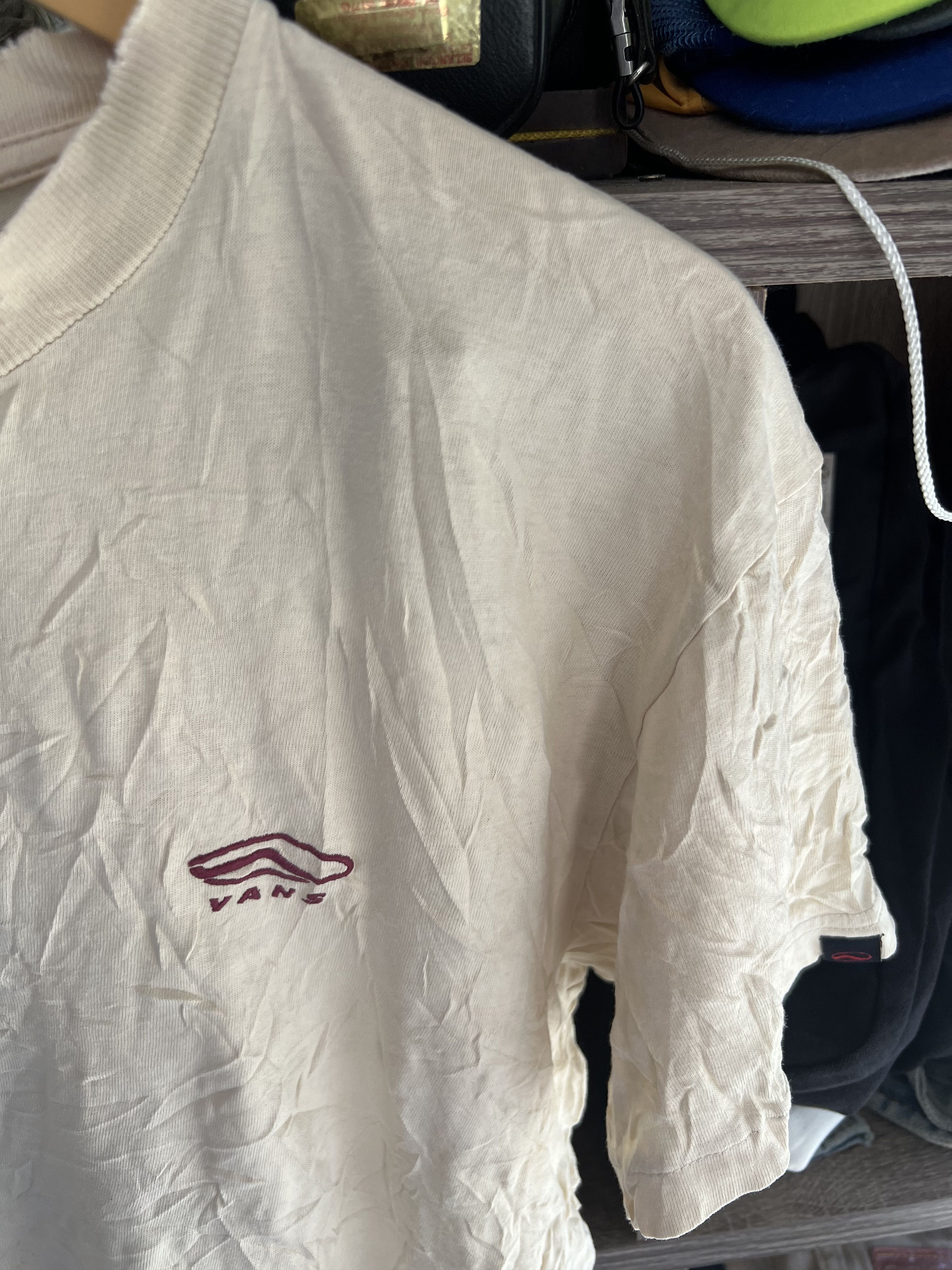 Vans 🔥Distressed Vintage Vans Logo Tees Size US M / EU 48-50 / 2 - 5 Thumbnail