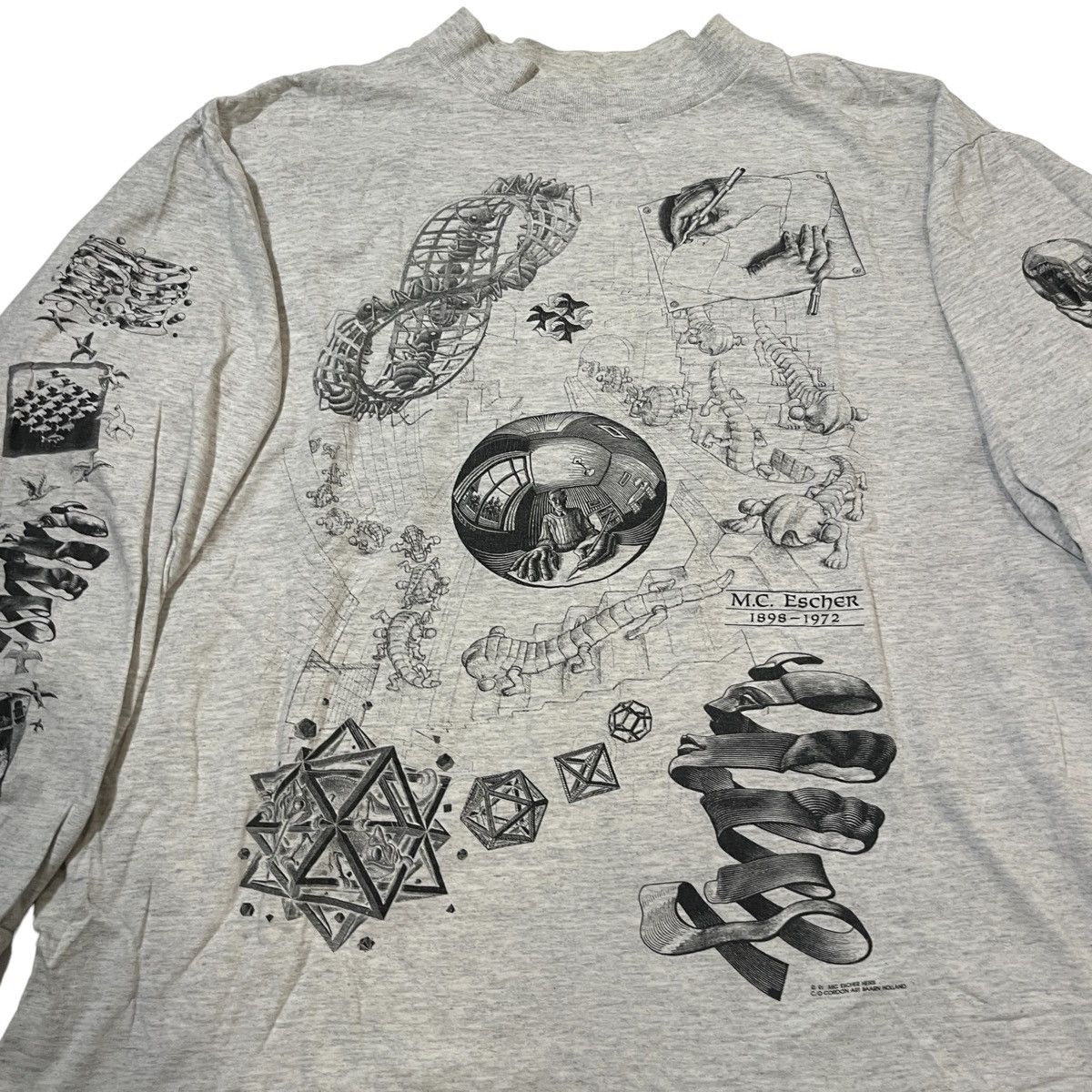 Vintage 1991 MC Escher All Over Print Longsleeve Size US L / EU 52-54 / 3 - 4 Thumbnail
