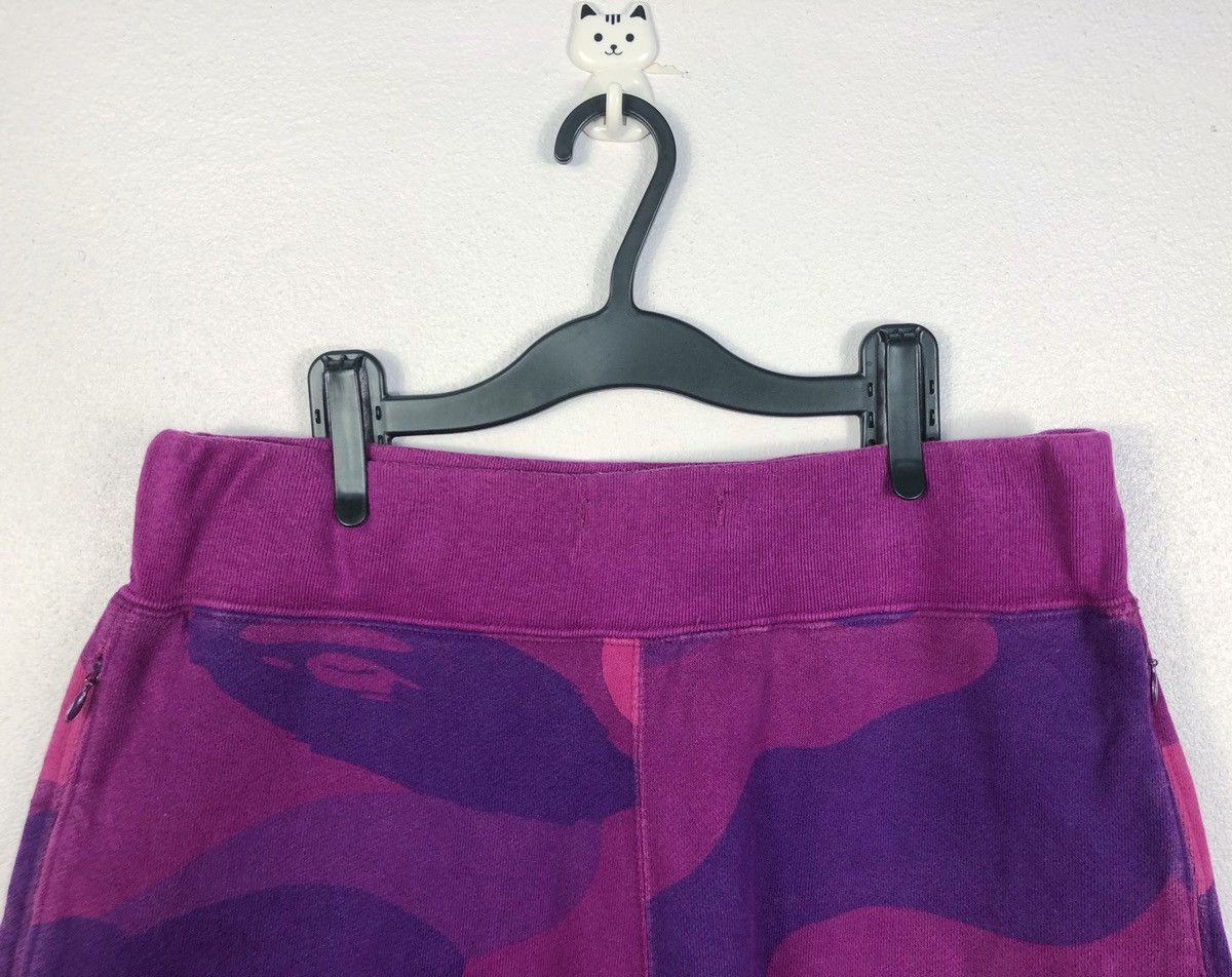 Bape Rare Bape Color Camo Sweat Shorts Size US 30 / EU 46 - 2 Thumbnail