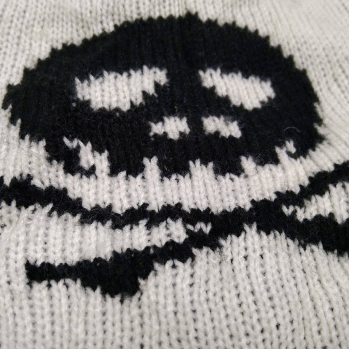Seditionaries SKULL BEANIE UNKNOWN DESIGNER Size ONE SIZE - 5 Thumbnail