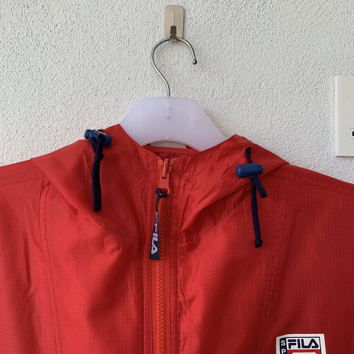 Fila × Vintage FILA windbreker jacket small logo.. rain jacket. easy carry Size US S / EU 44-46 / 1 - 5 Thumbnail
