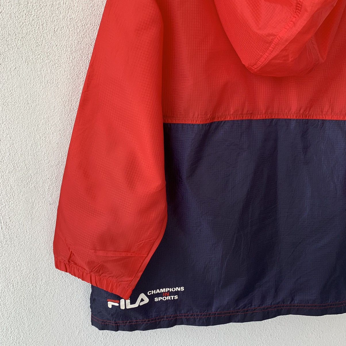 Fila × Vintage FILA windbreker jacket small logo.. rain jacket. easy carry Size US S / EU 44-46 / 1 - 13 Thumbnail