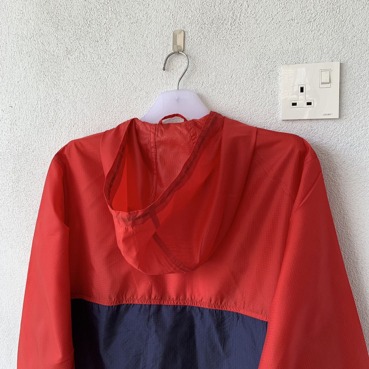 Fila × Vintage FILA windbreker jacket small logo.. rain jacket. easy carry Size US S / EU 44-46 / 1 - 11 Thumbnail