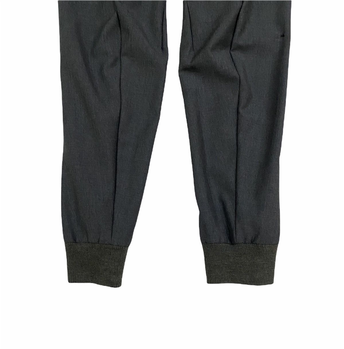 Jun Takahashi Grail🔥Aw/10-11 Undercover Reverse Running Style Jogger Size US 30 / EU 46 - 4 Thumbnail