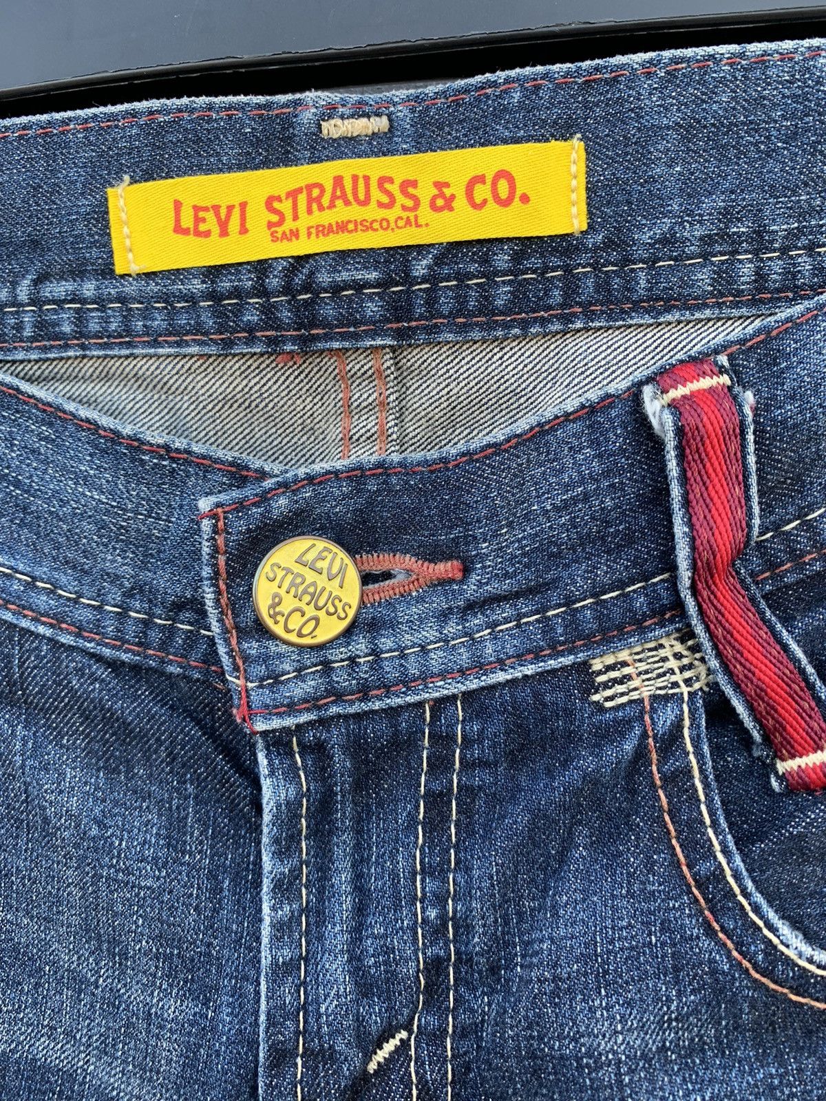 Levi's × Vintage Vintage Levis Strauss.co Distressed Denim Jeans Tag Yellow Size US 30 / EU 46 - 15 Thumbnail