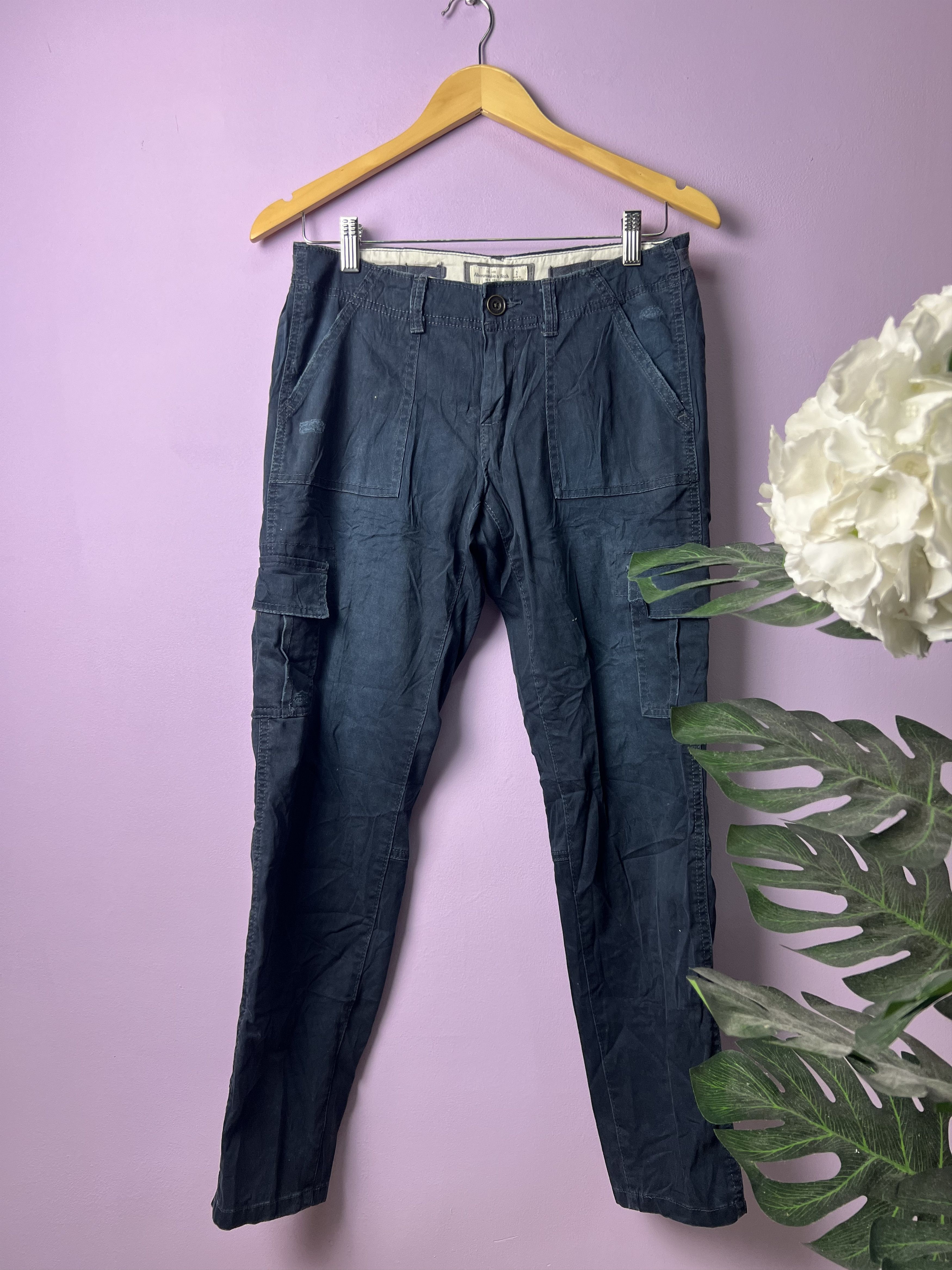 Abercrombie & Fitch 🔥Abercrombie & Fitch Cargo Pants Size US 29 - 1 Thumbnail