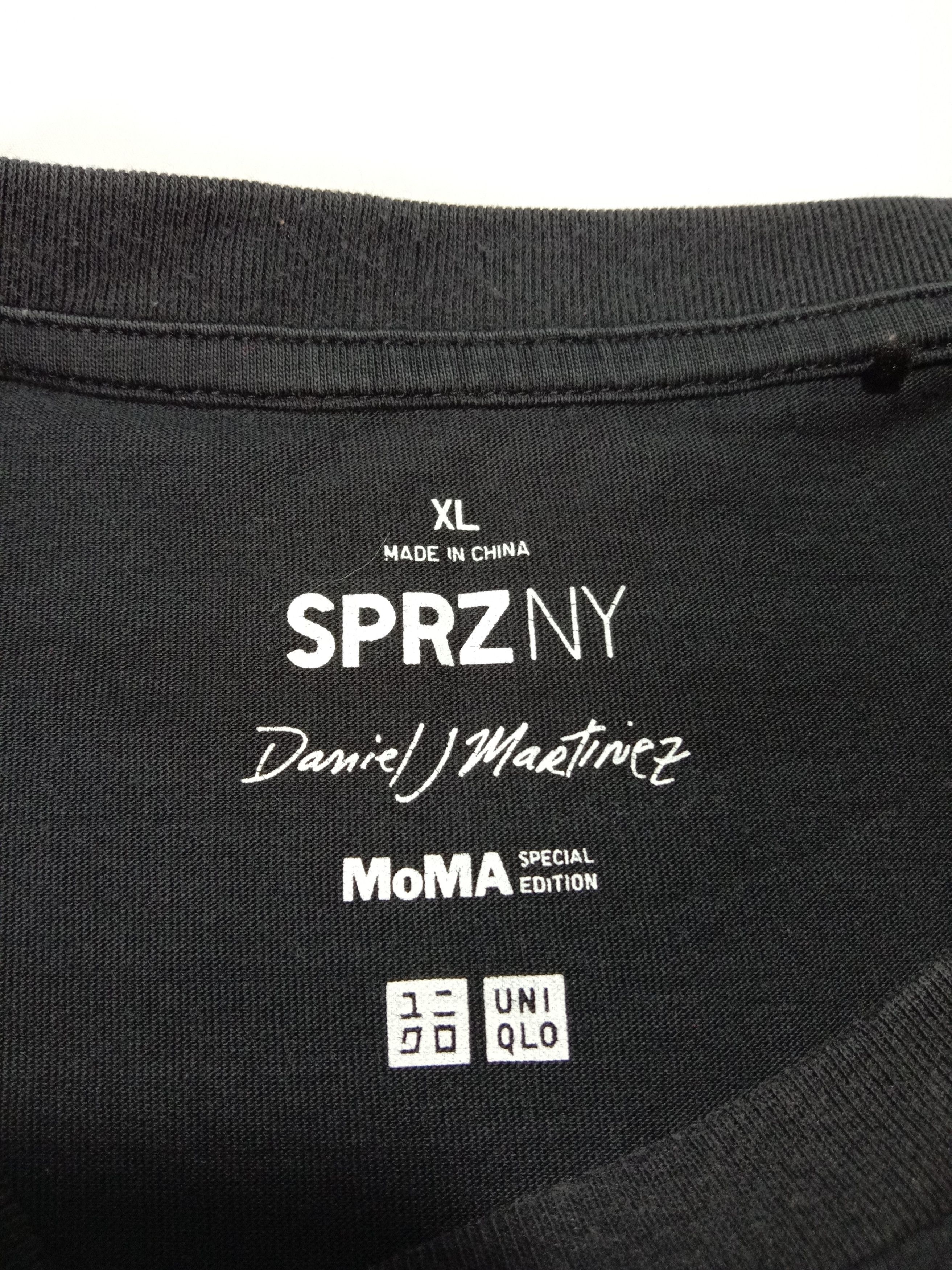 MoMA Avant Garde Daniel Martinez x Moma X Uniqlo Pocket tee Size US L / EU 52-54 / 3 - 5 Thumbnail