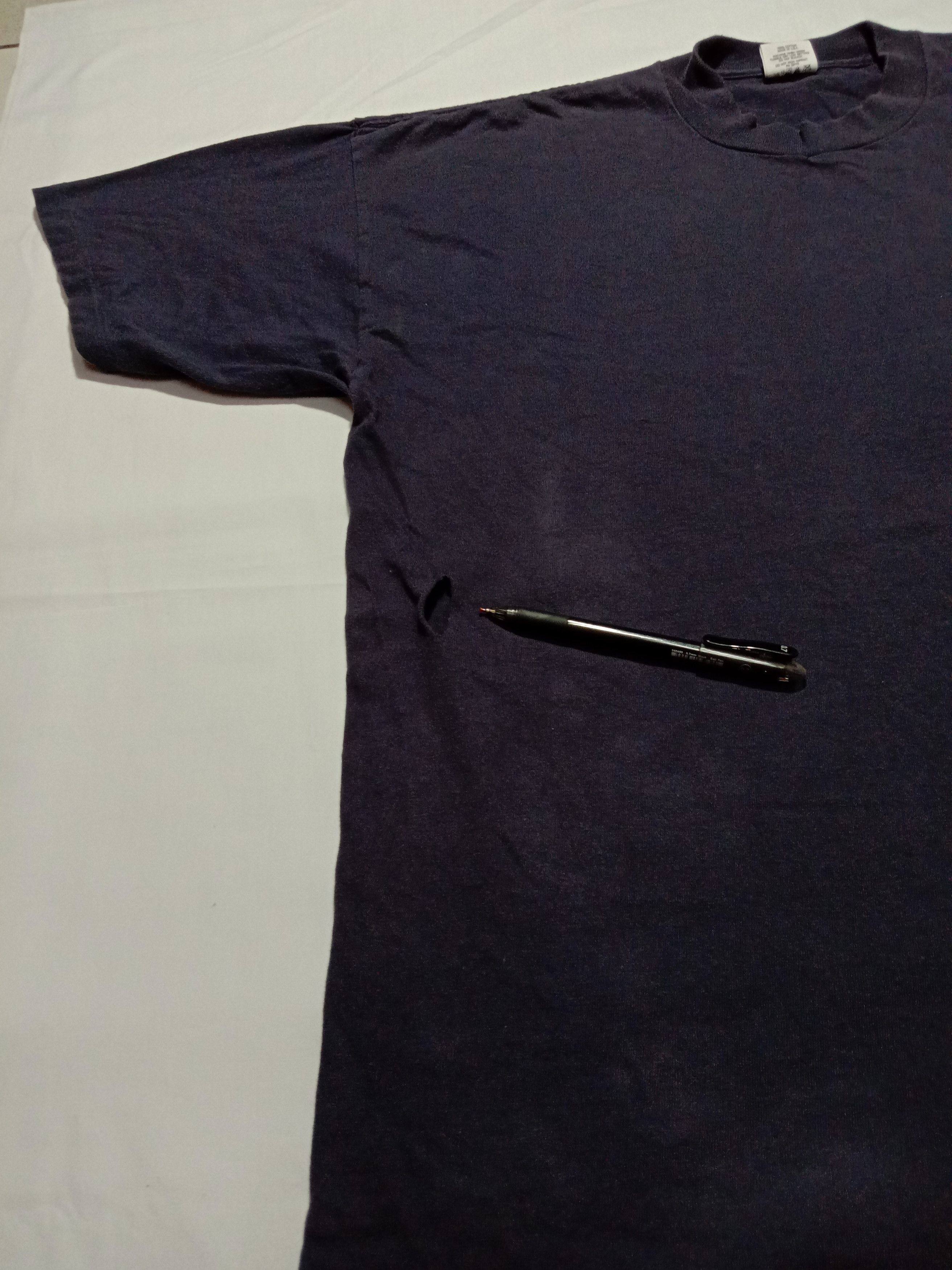 Quicksilver QuickSilver Navy Blue Shirt Big Logo Made In USA Size US XL / EU 56 / 4 - 9 Thumbnail