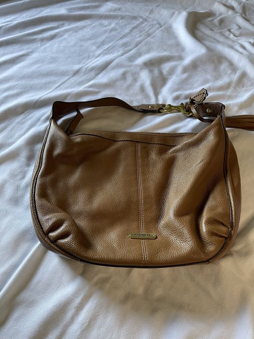 Coach avery leather on sale hobo shoulder bag