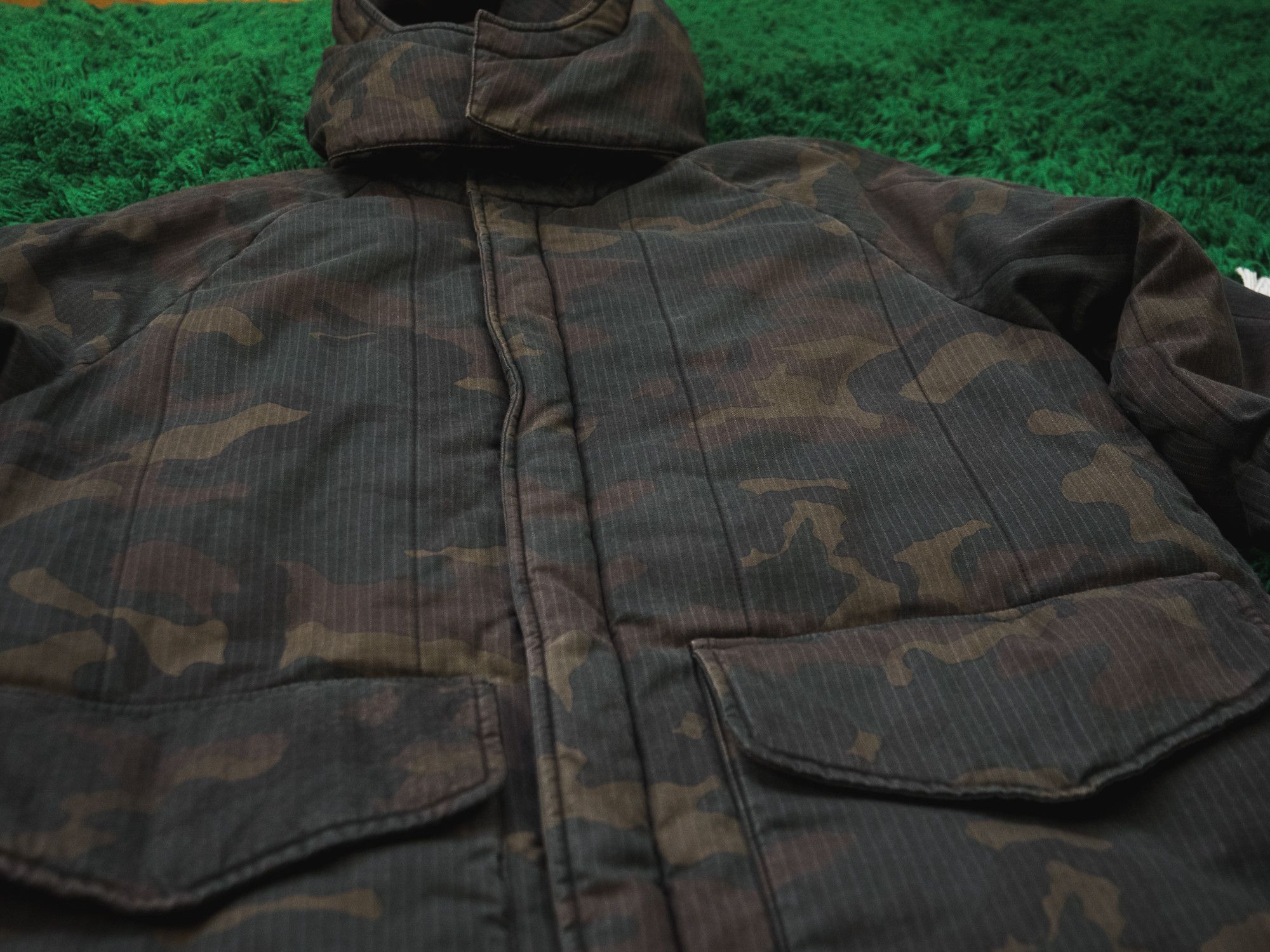 Yeezy YEEZY SEASON 1 CAMO PARKA (S) Size US S / EU 44-46 / 1 - 6 Thumbnail