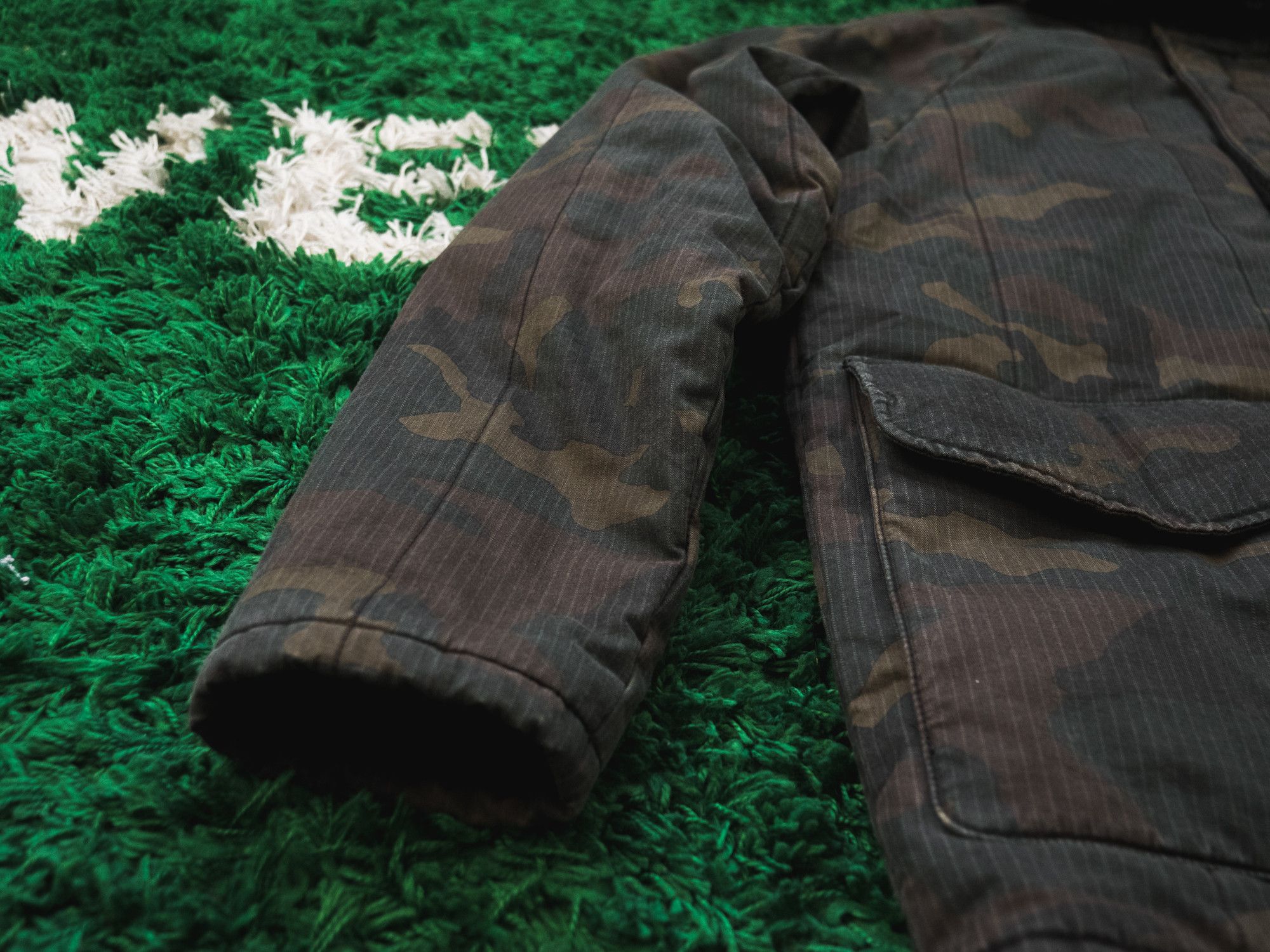 Yeezy YEEZY SEASON 1 CAMO PARKA (S) Size US S / EU 44-46 / 1 - 11 Thumbnail