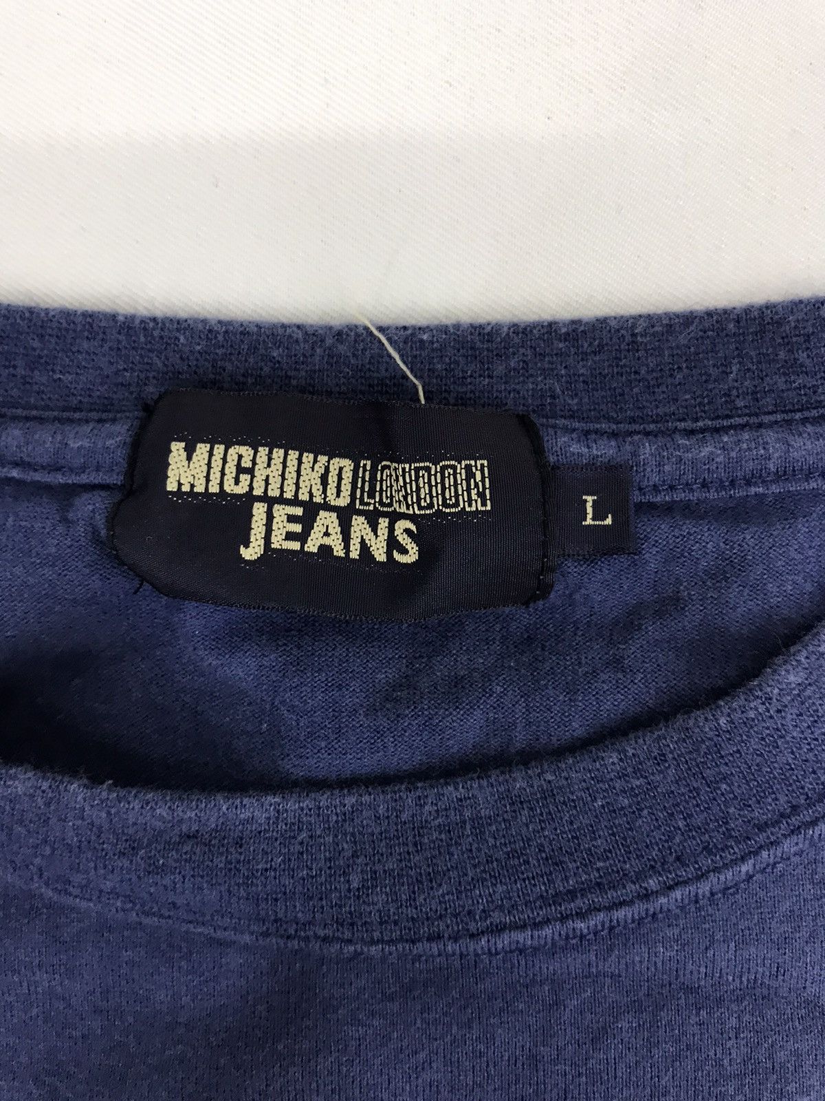 Michiko Koshino London × Vintage Vintage Michiko London Jeans Big Logo Spell Out Printed Tee Size US L / EU 52-54 / 3 - 6 Thumbnail